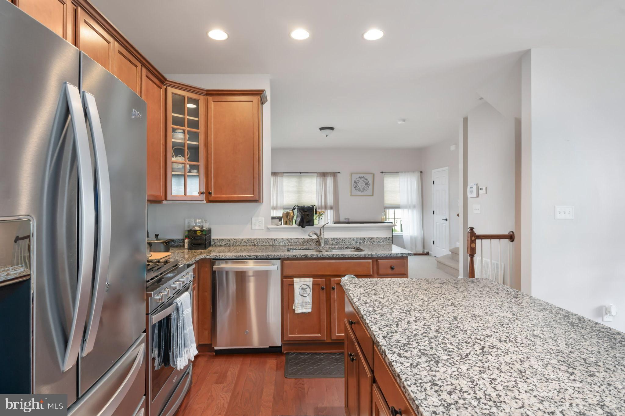 LAKESIDE - Residential