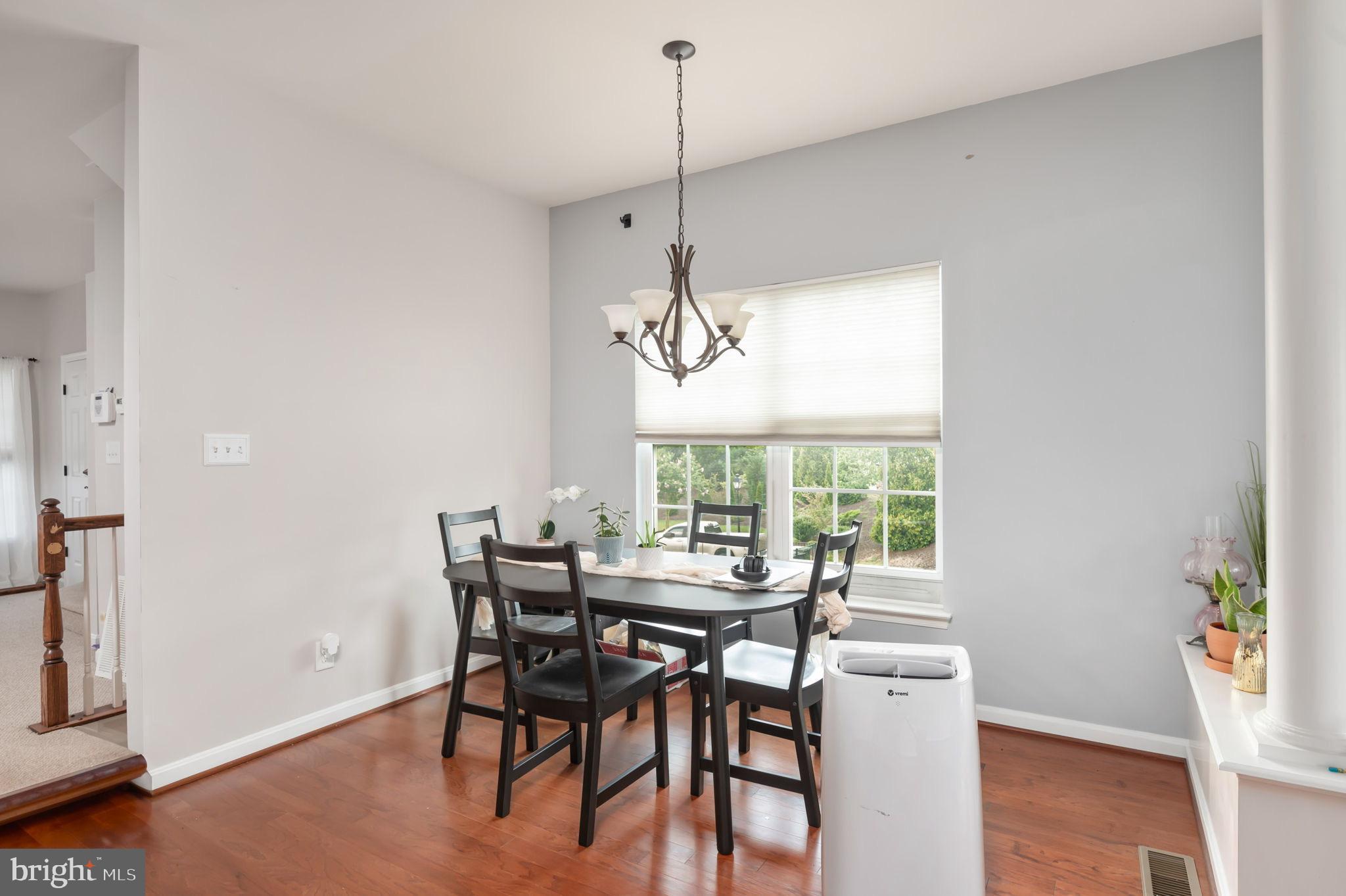 LAKESIDE - Residential