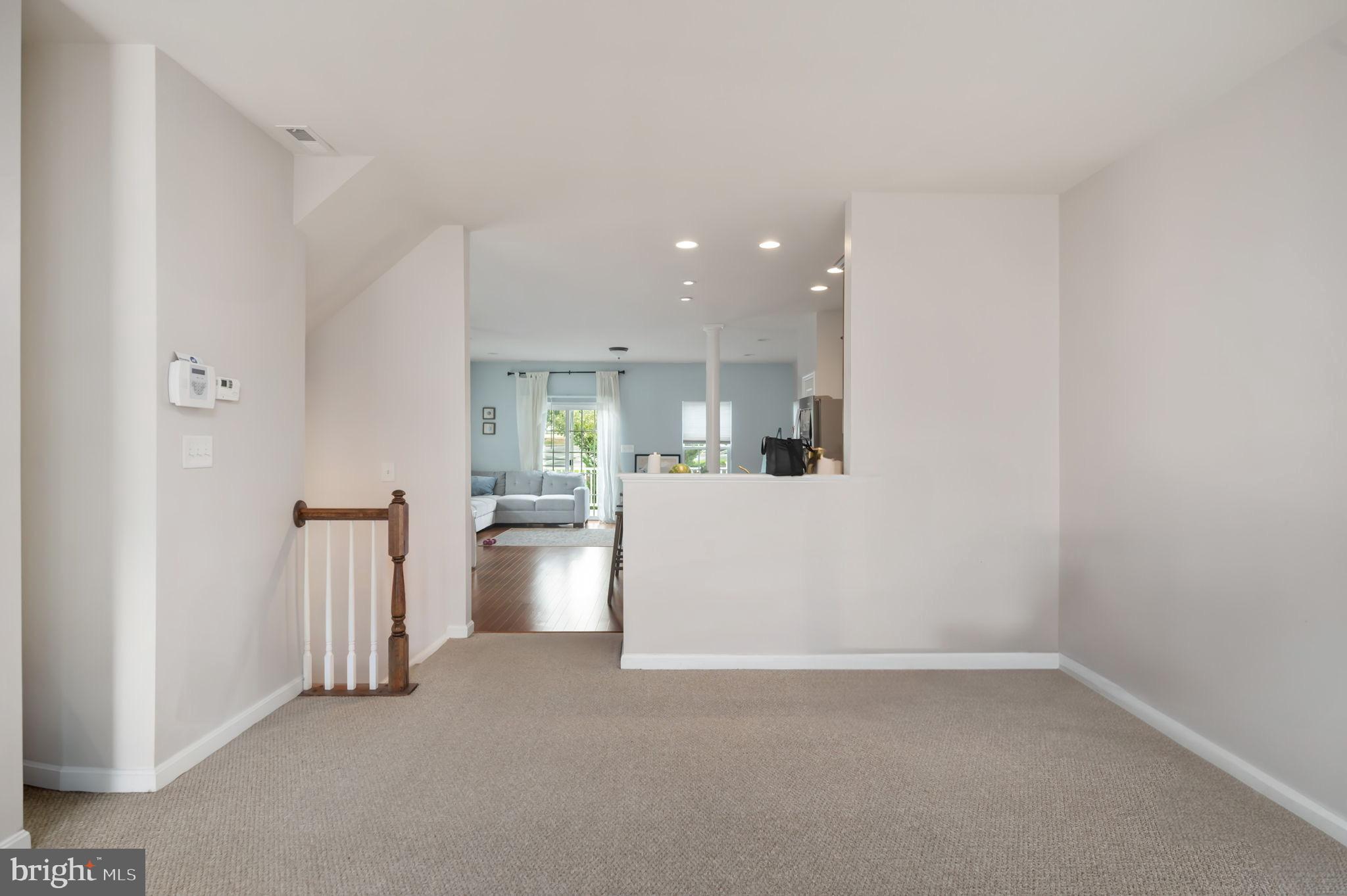 LAKESIDE - Residential