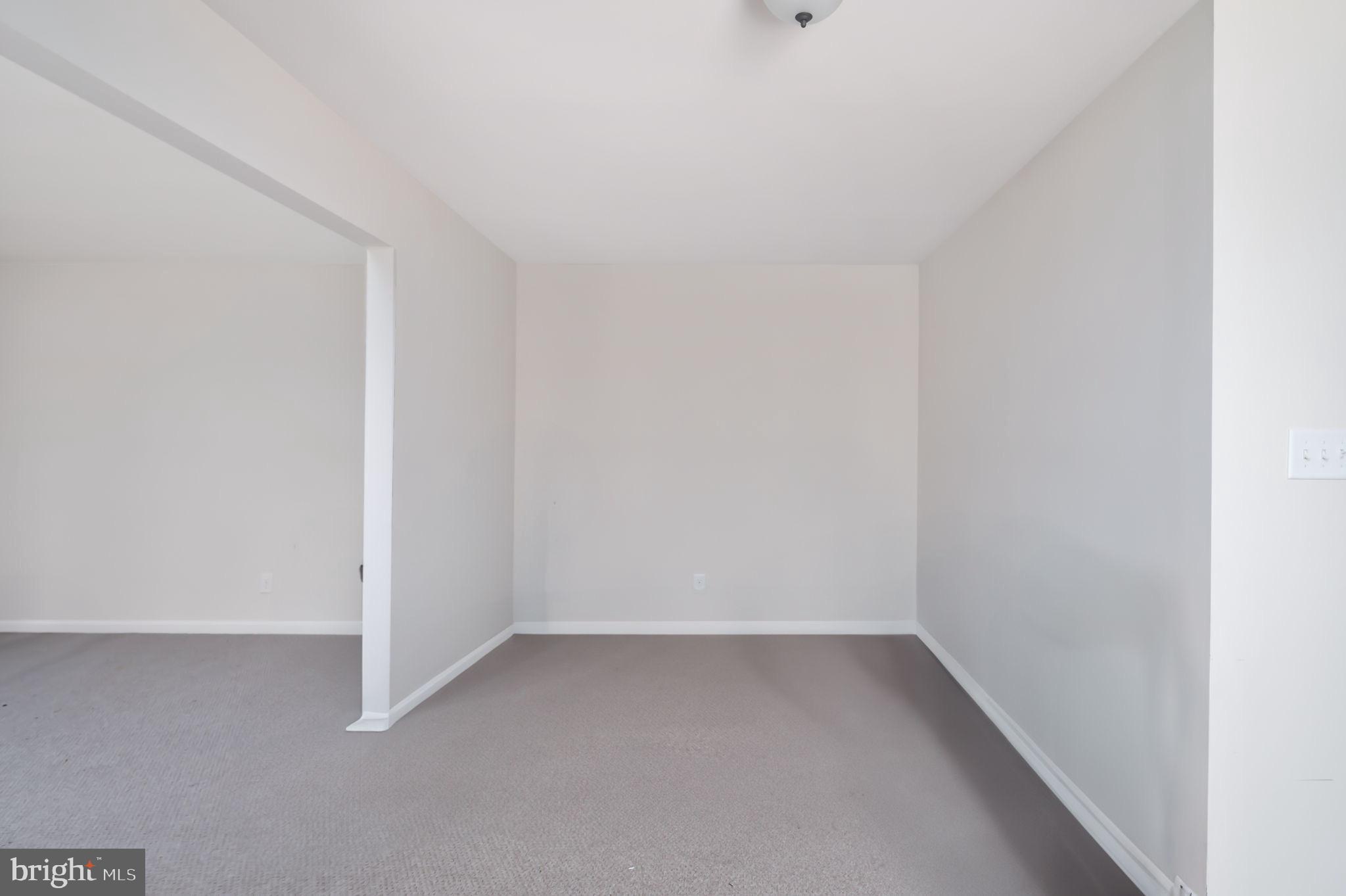 LAKESIDE - Residential