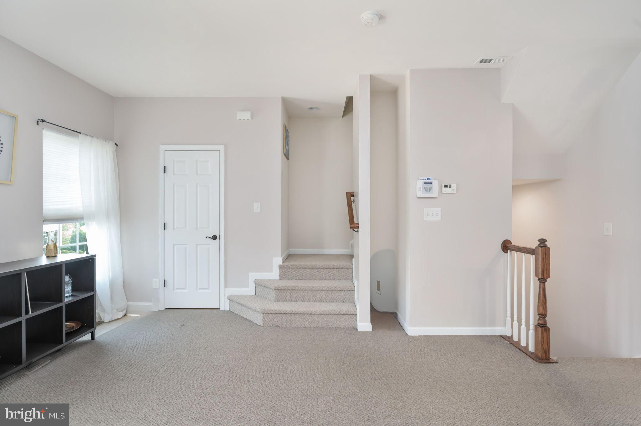 LAKESIDE - Residential