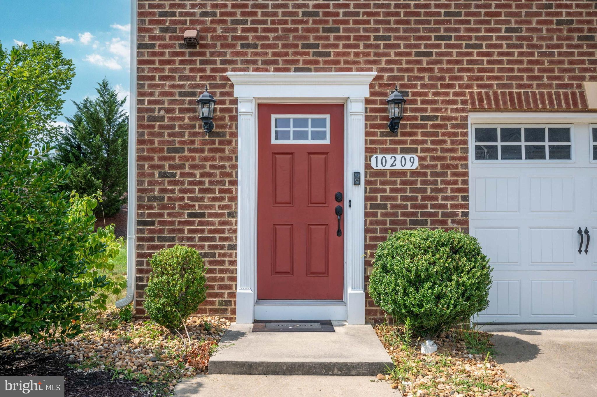 LAKESIDE - Residential