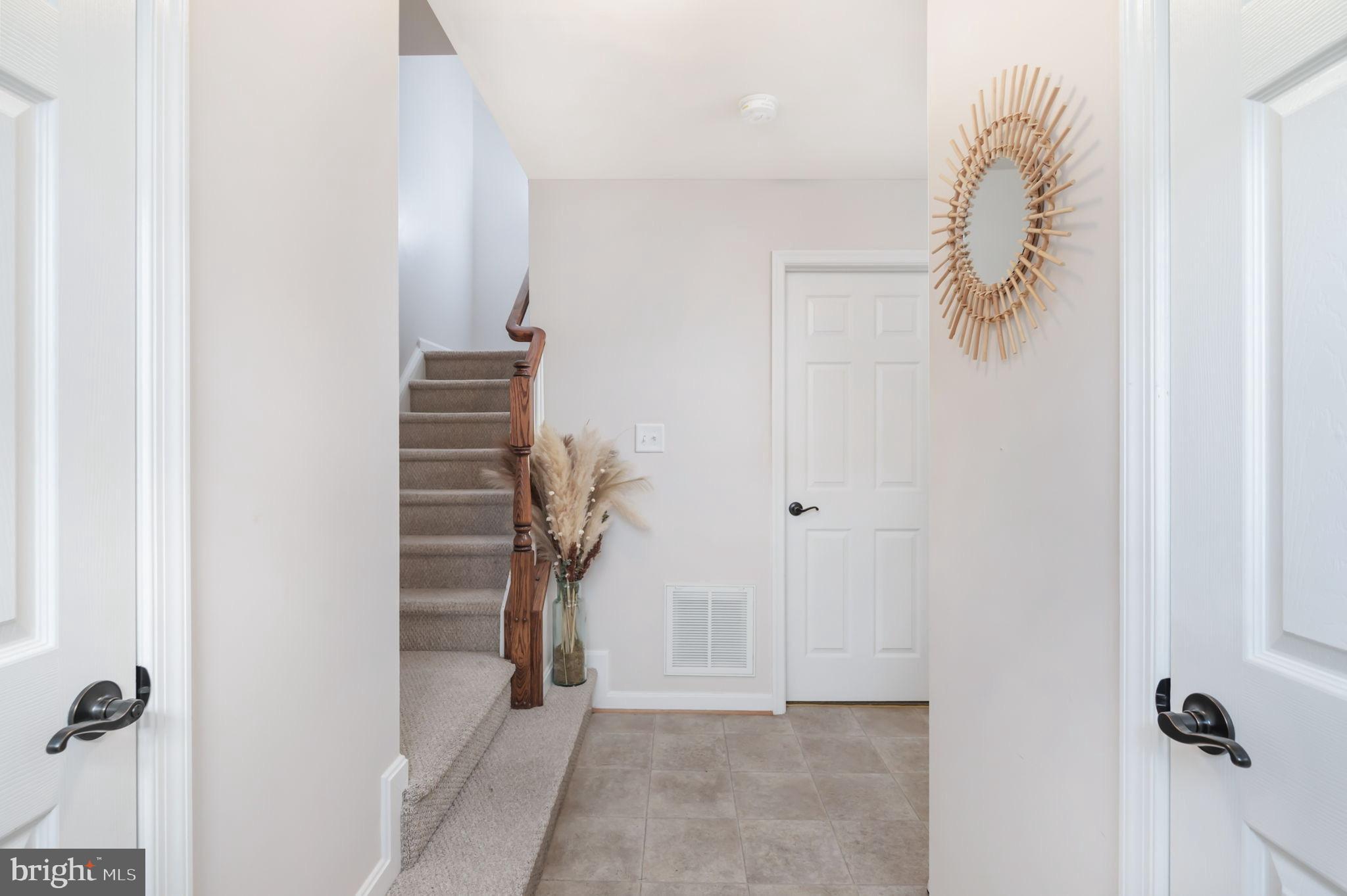 LAKESIDE - Residential