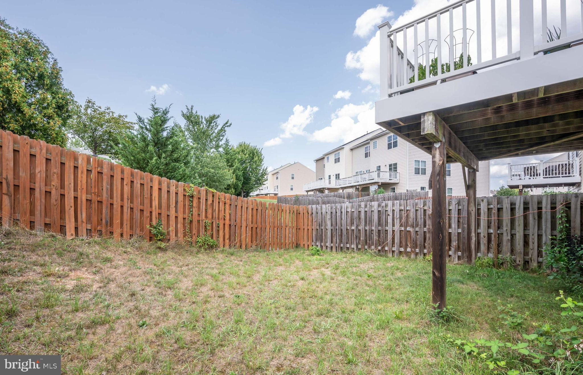 LAKESIDE - Residential