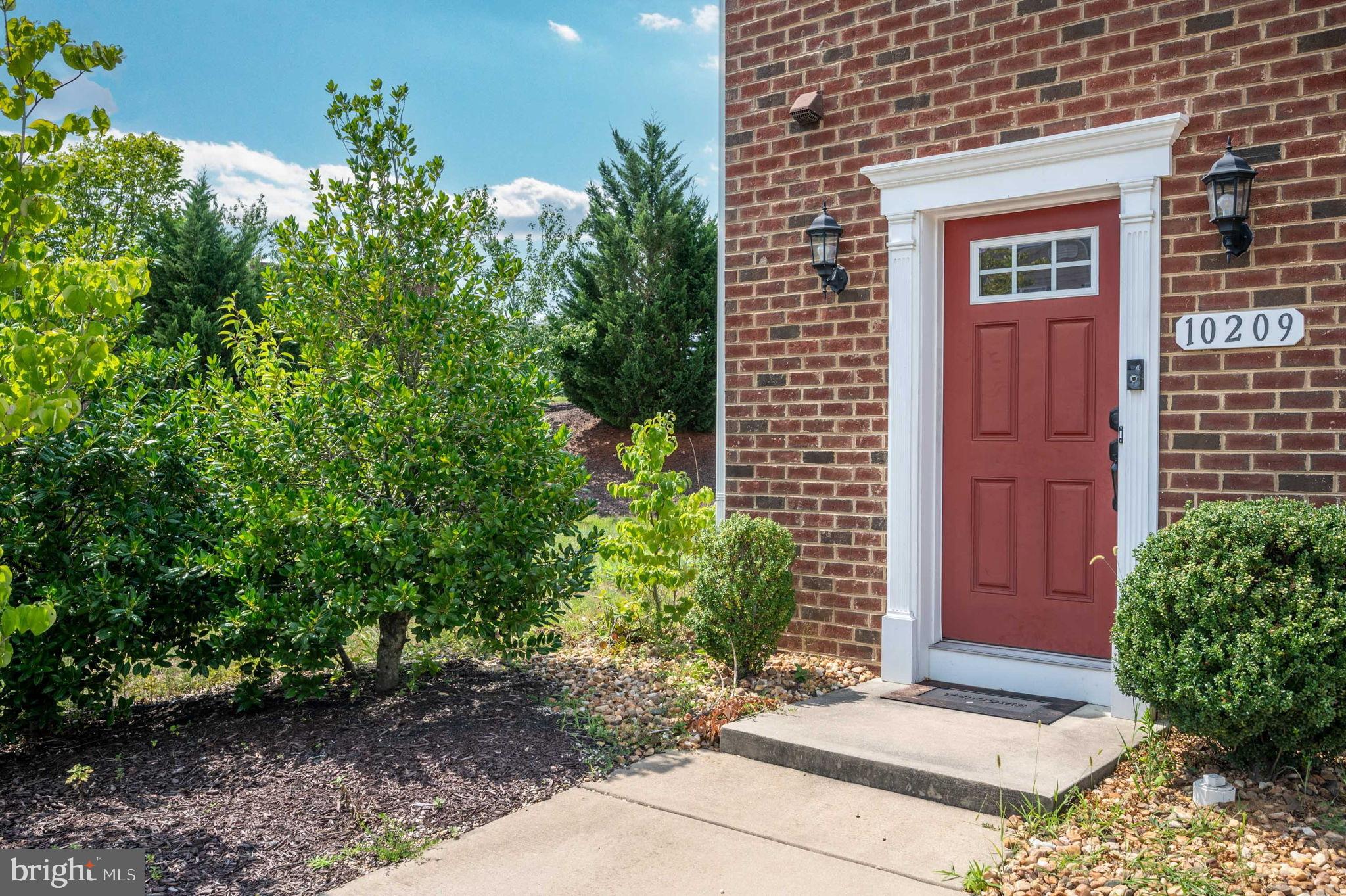 LAKESIDE - Residential