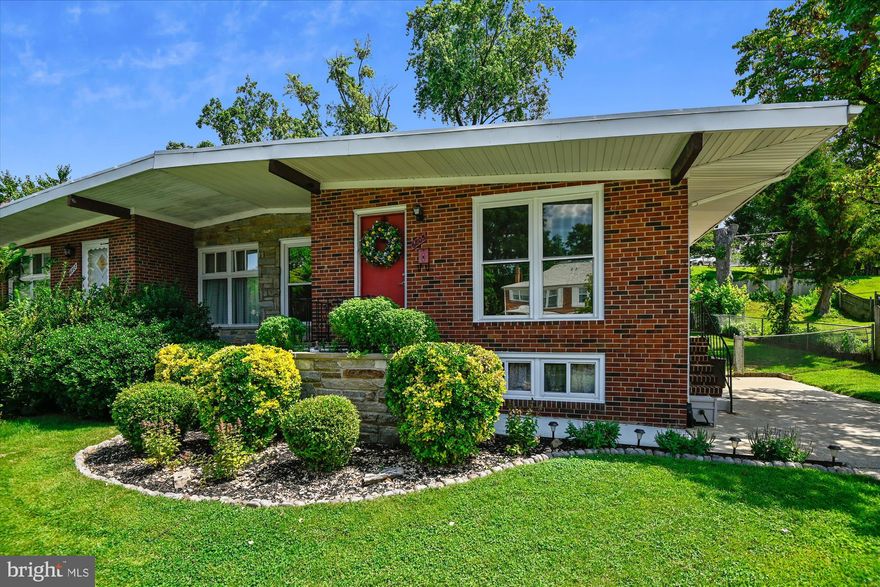 This neighborhood is one of Baltimore's best kept secrets!  A superb location, low taxes, and people who really love their homes. This is where you want to be. Walk in to this home's open floor plan - a gorgeous recently remodeled kitchen with breakfast bar, a nice dining area, and a spacious living room. Continue on to the three bedrooms, or go downstairs to the fun family room. Outside - the backyard is fenced, and there's plenty of room for games, gardens, pets, you name it! You will love living here.