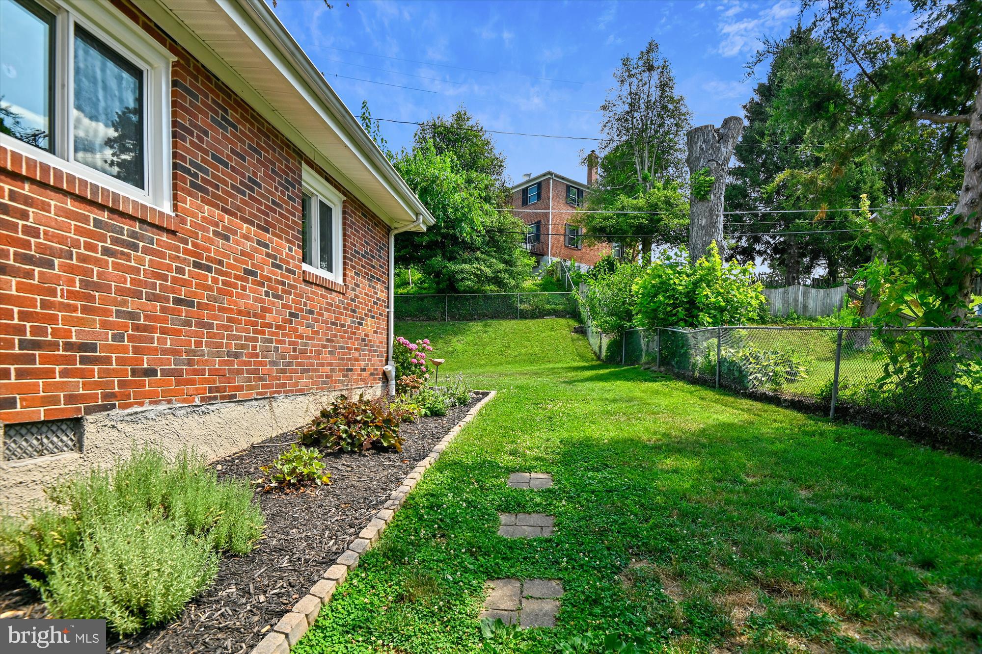 GLENMONT - Residential