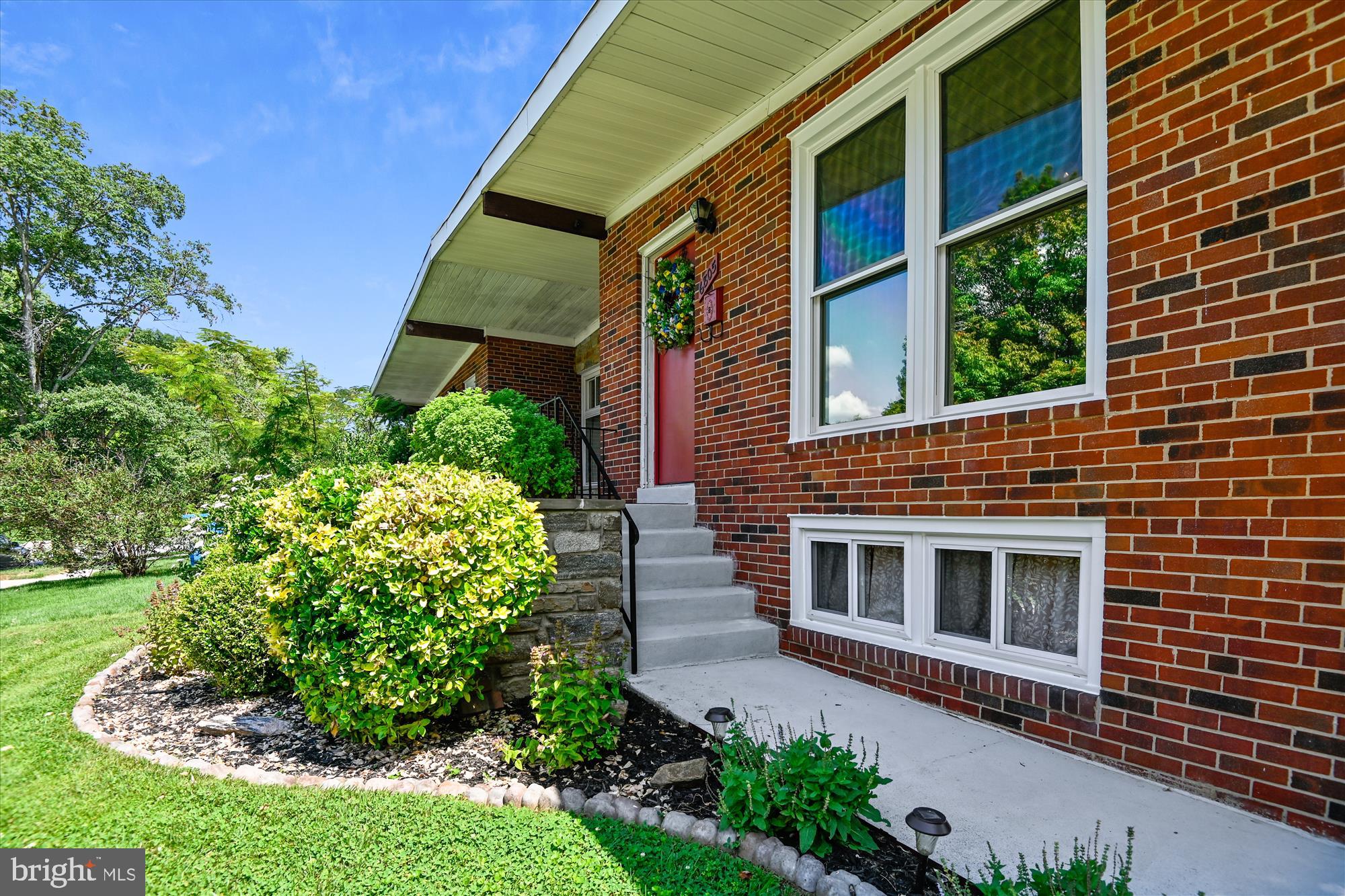 GLENMONT - Residential