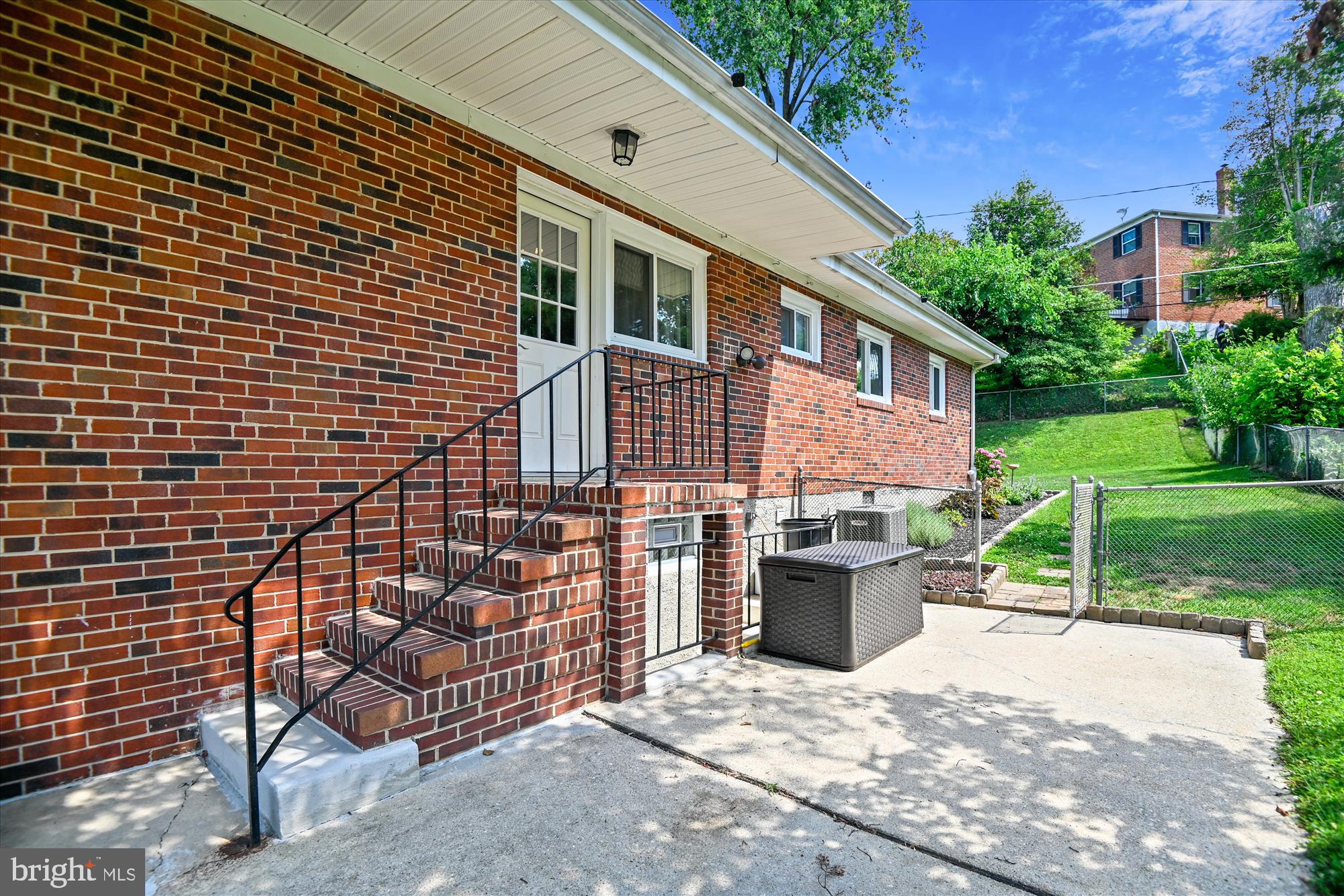 GLENMONT - Residential