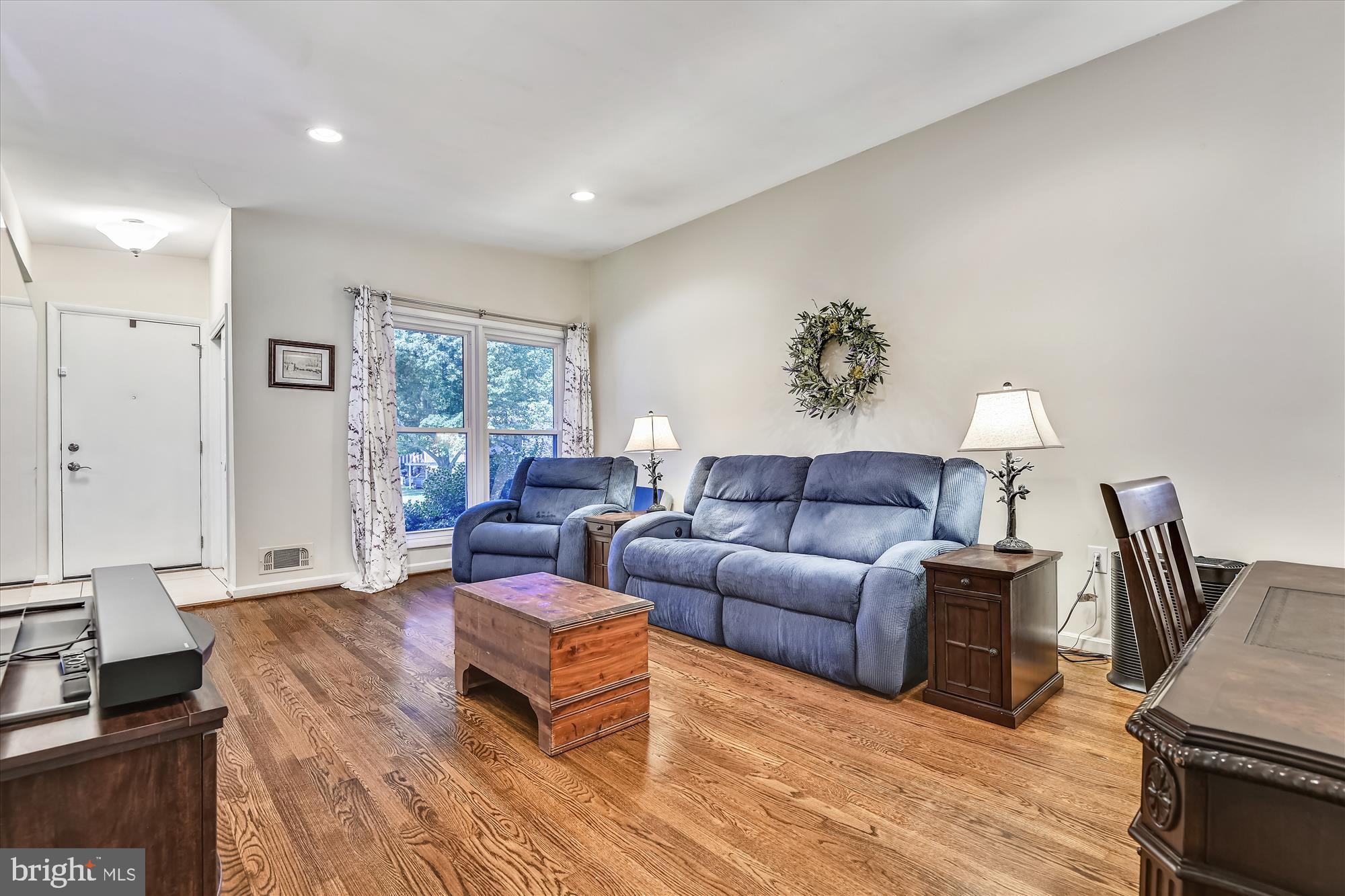 GLENMONT - Residential