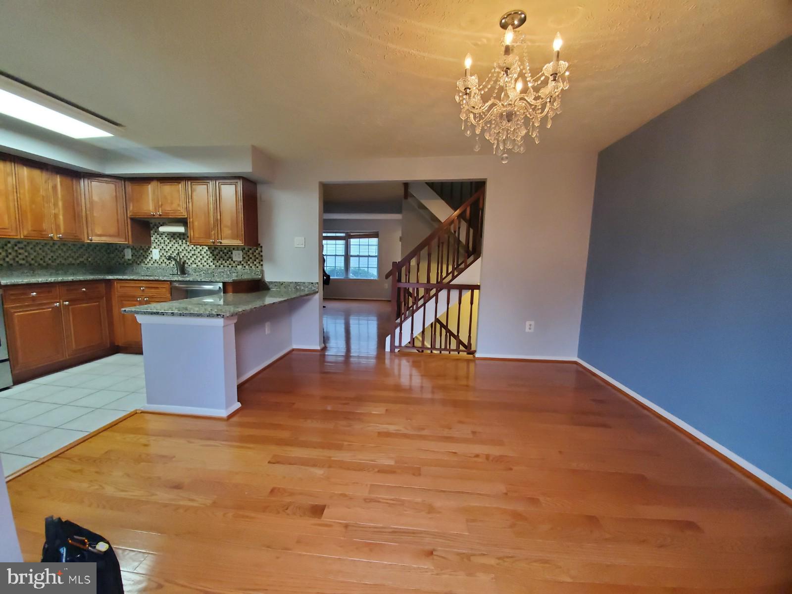 PARK OVERLOOK - Residential Lease