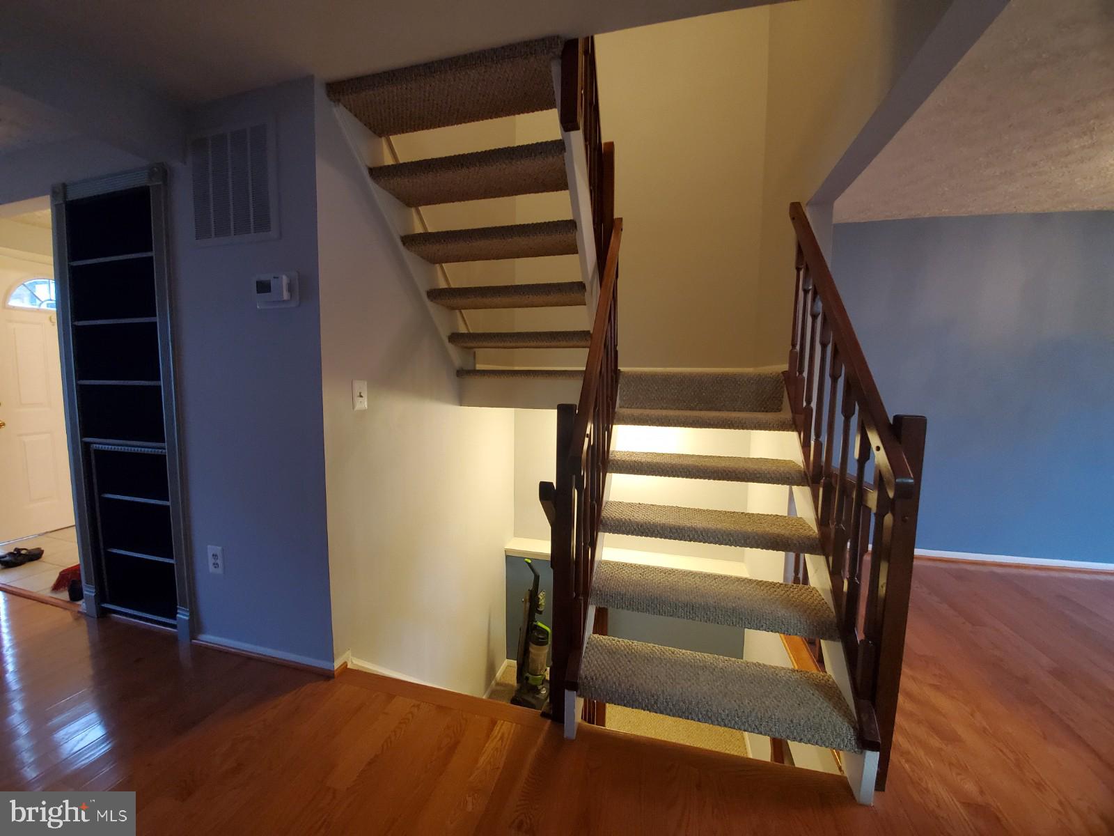 PARK OVERLOOK - Residential Lease