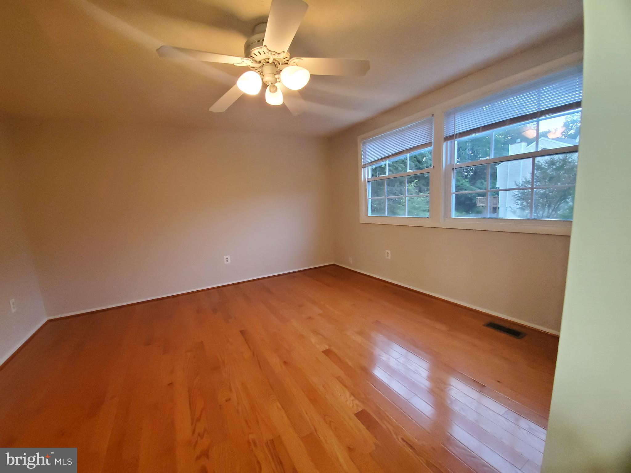 PARK OVERLOOK - Residential Lease