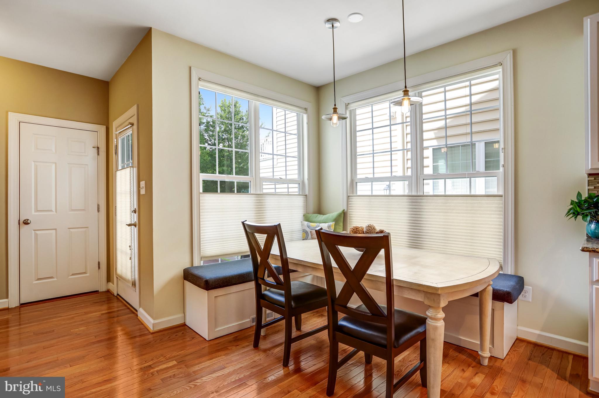 QUINCE ORCHARD PARK - Residential