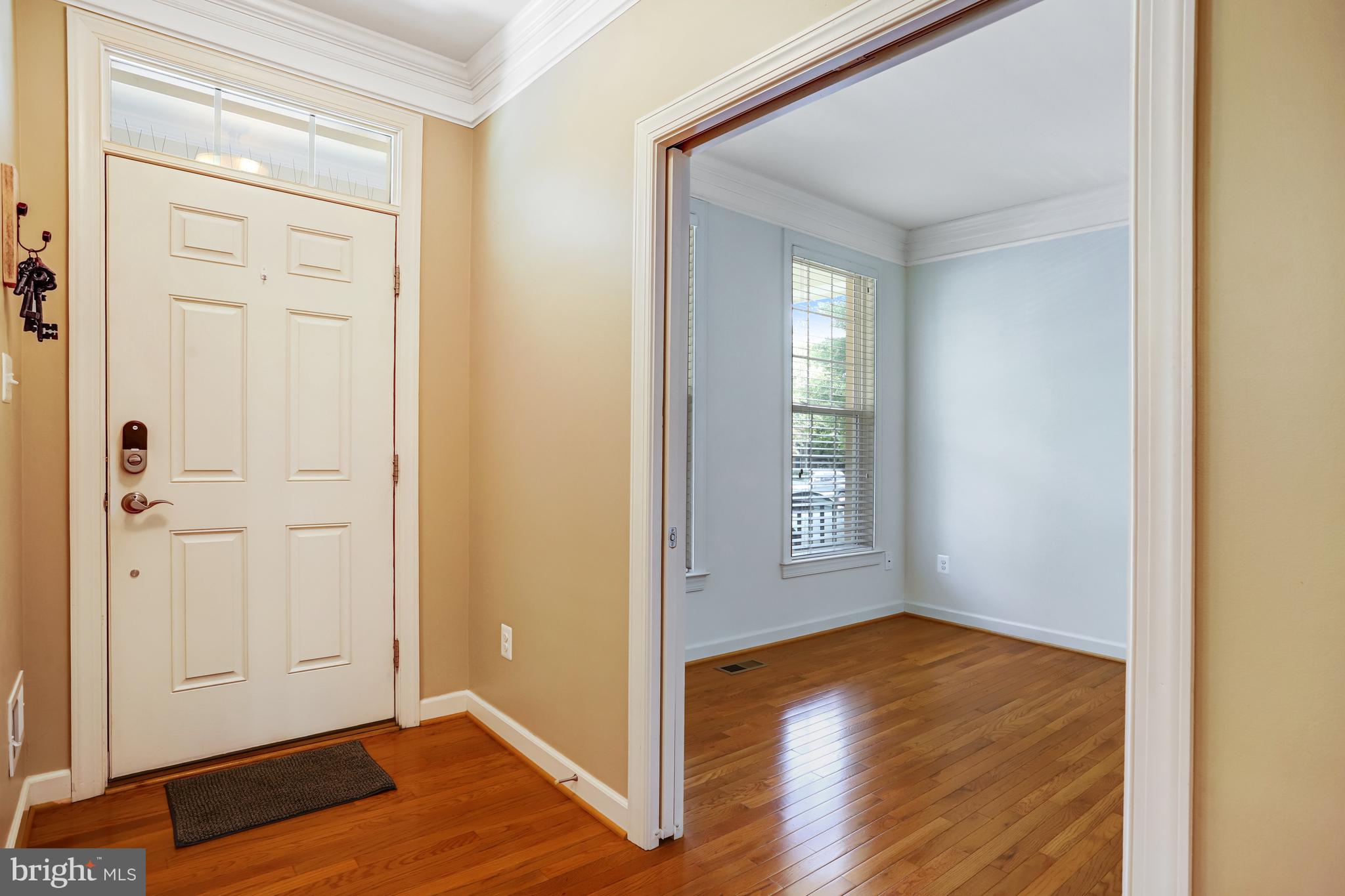 211 WINTER WALK DRIVE