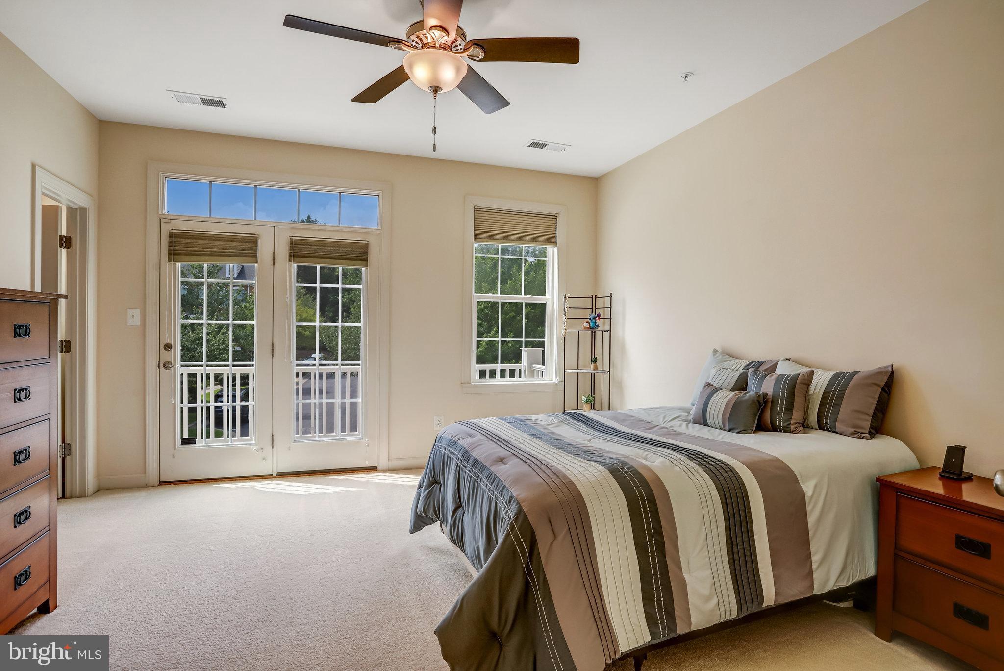 QUINCE ORCHARD PARK - Residential