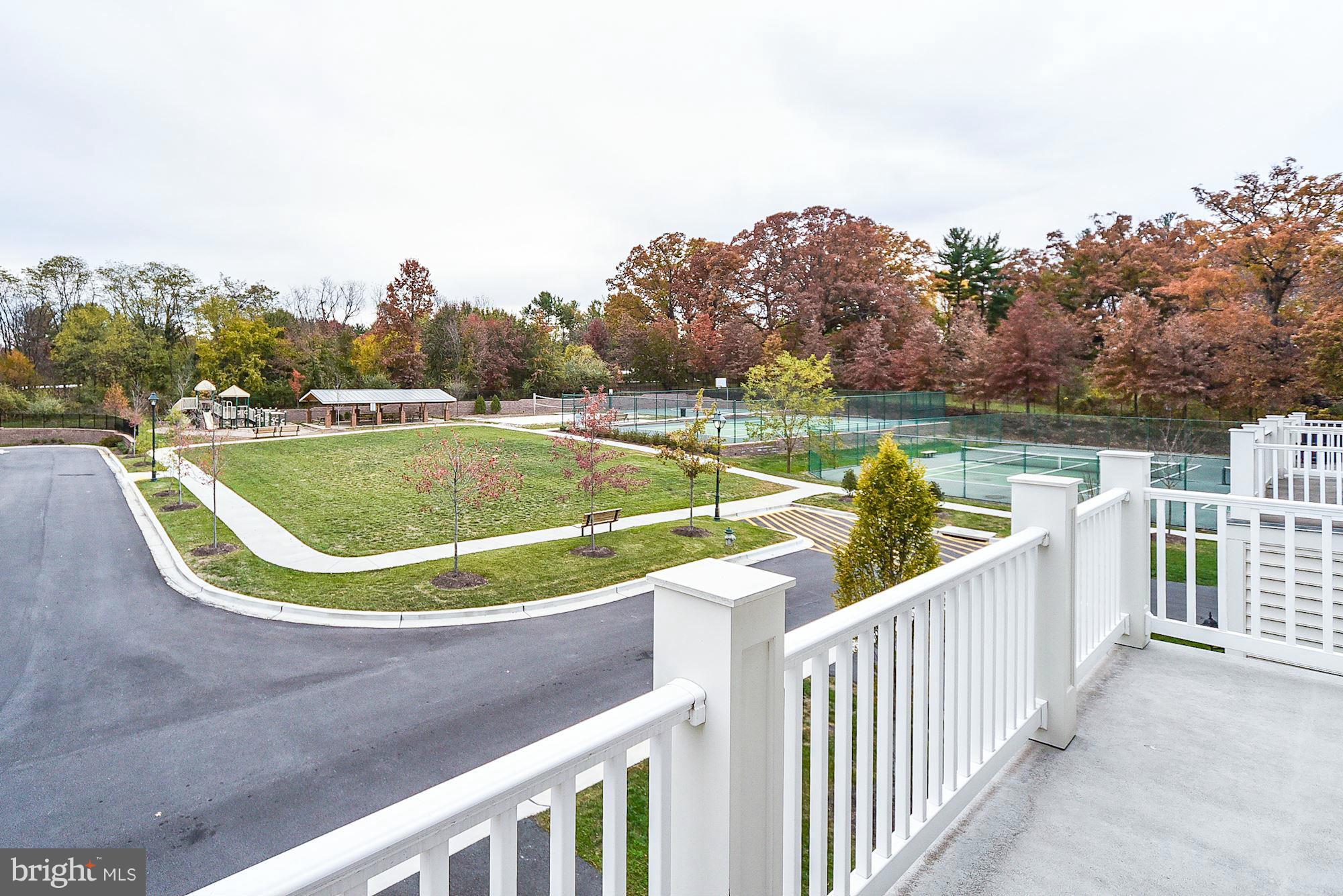 QUINCE ORCHARD PARK - Residential