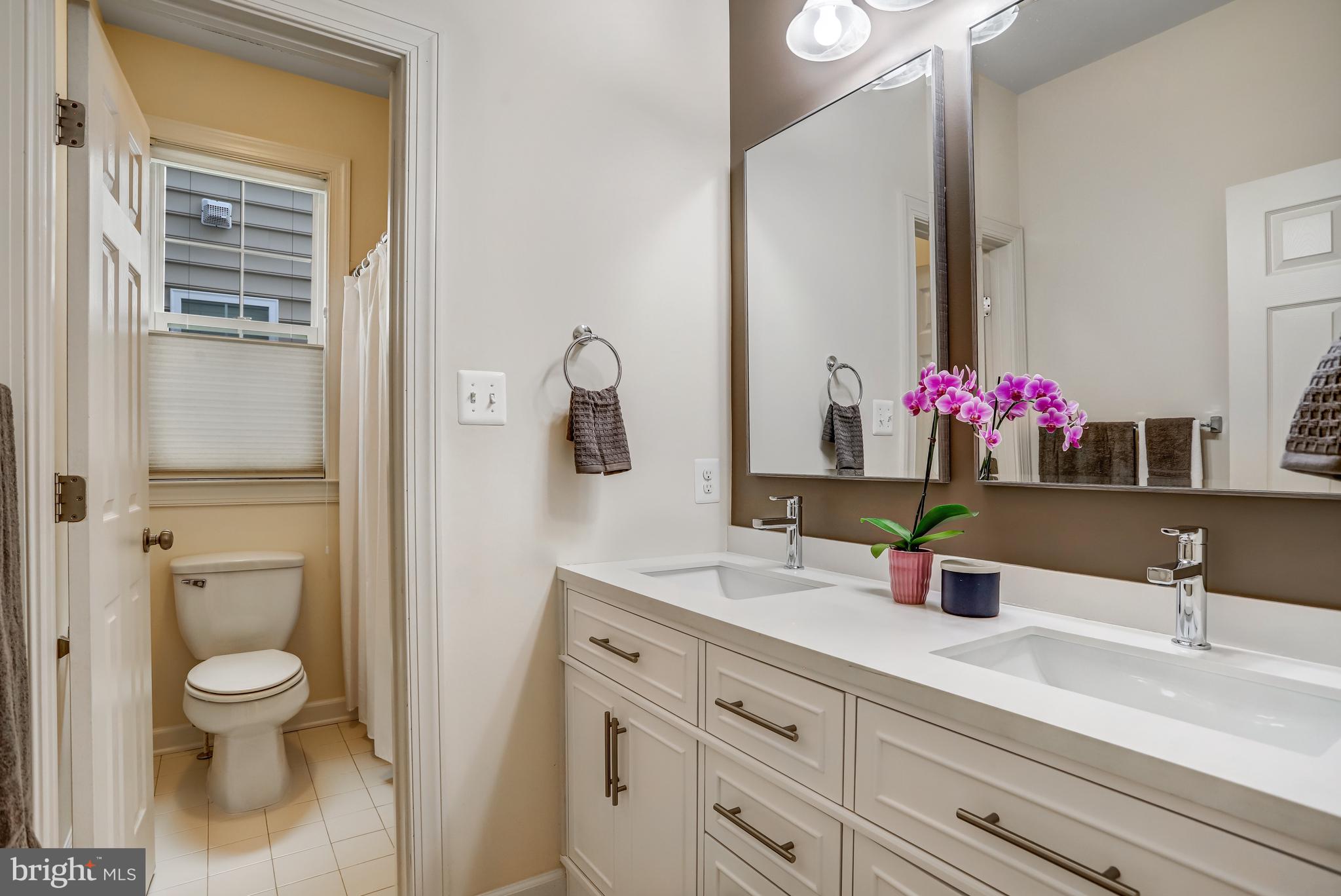 QUINCE ORCHARD PARK - Residential