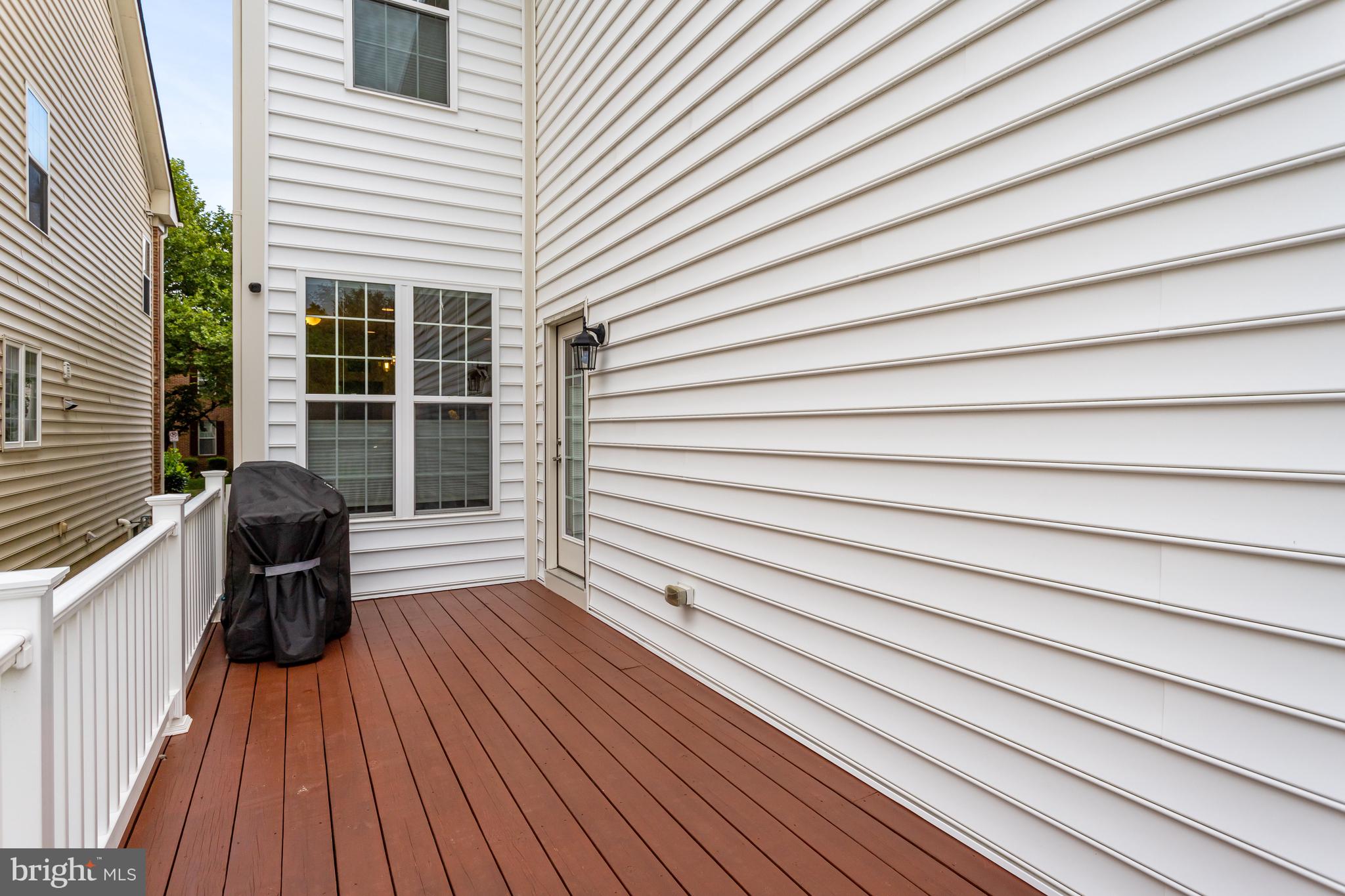 QUINCE ORCHARD PARK - Residential