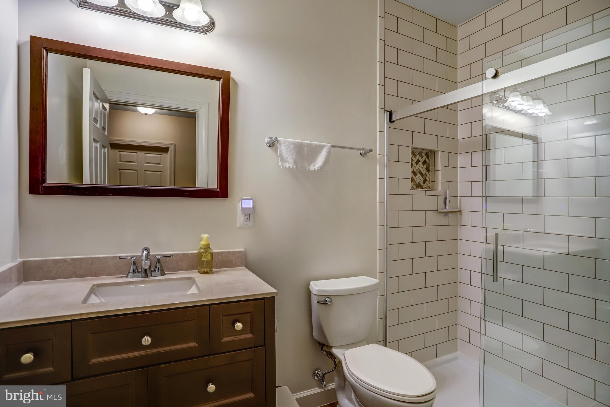 QUINCE ORCHARD PARK - Residential