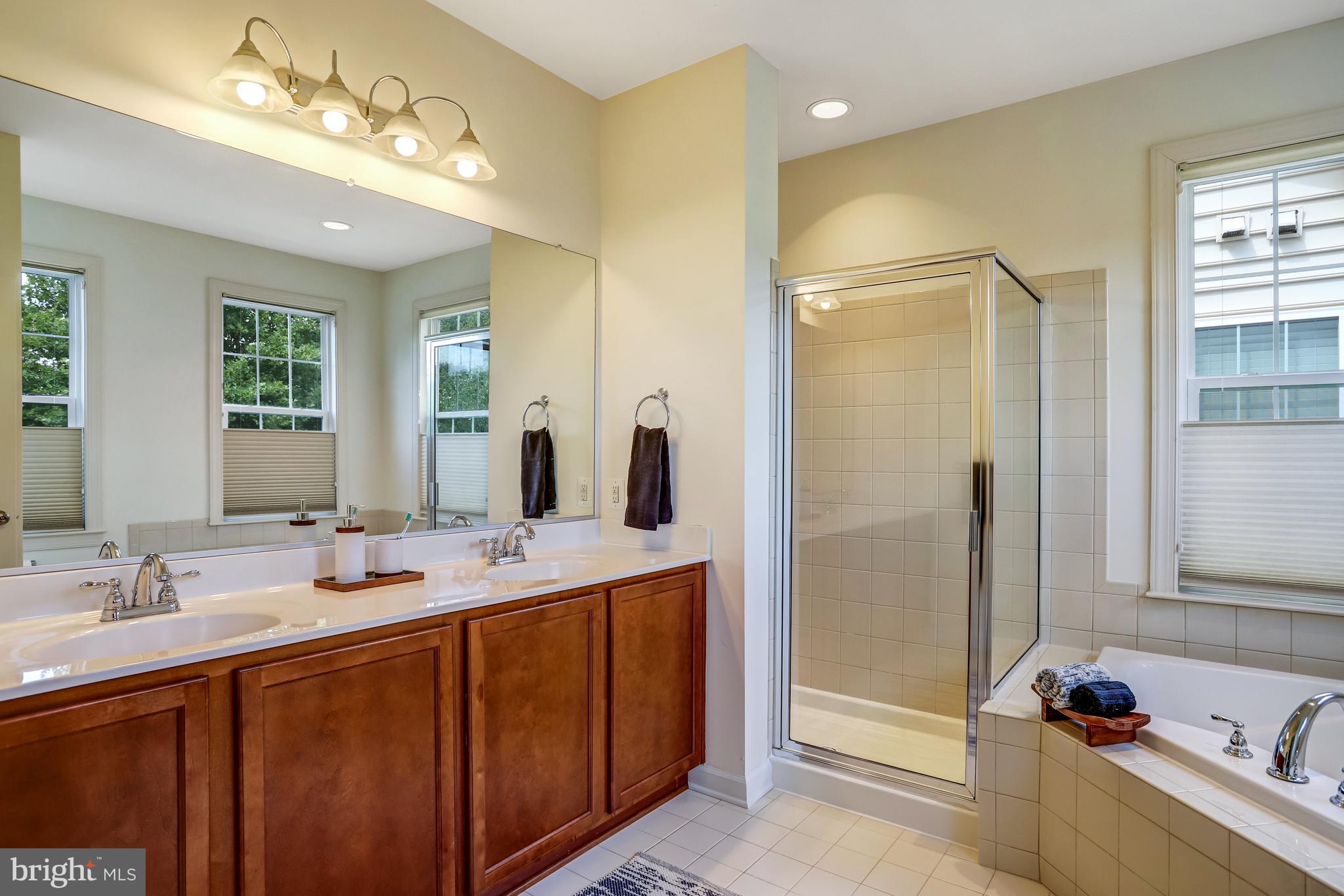 QUINCE ORCHARD PARK - Residential