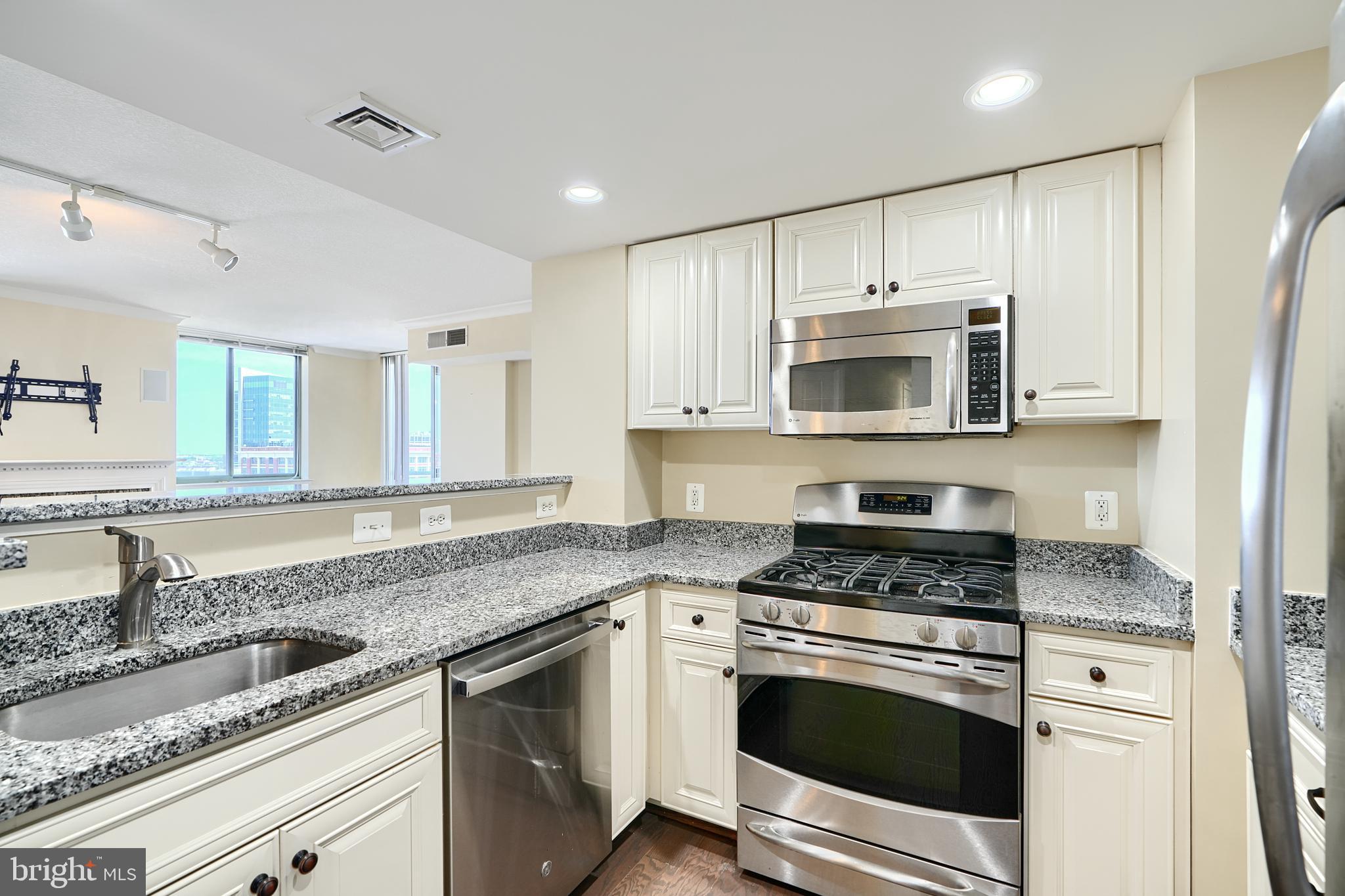 INNER HARBOR - Residential