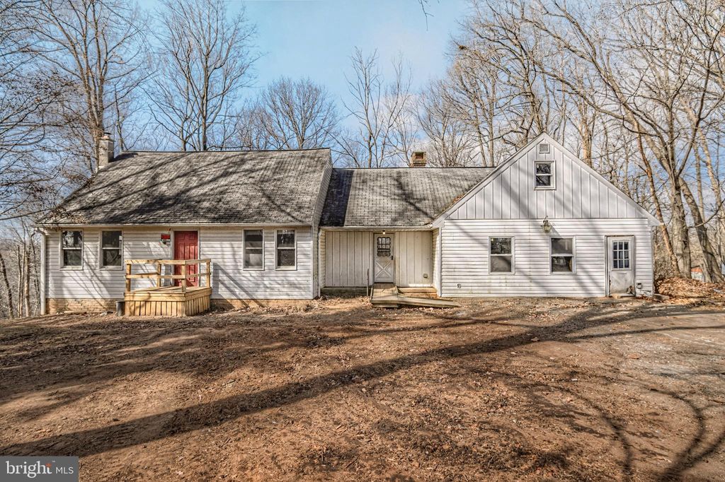 Photo of 672 Conowingo Road, QUARRYVILLE, PA 17566 (MLS # PALA2064988)