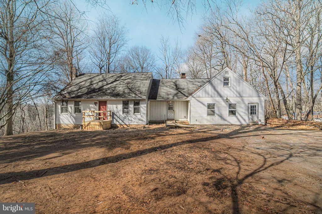 Photo of 672 Conowingo Road, QUARRYVILLE, PA 17566 (MLS # PALA2064988)