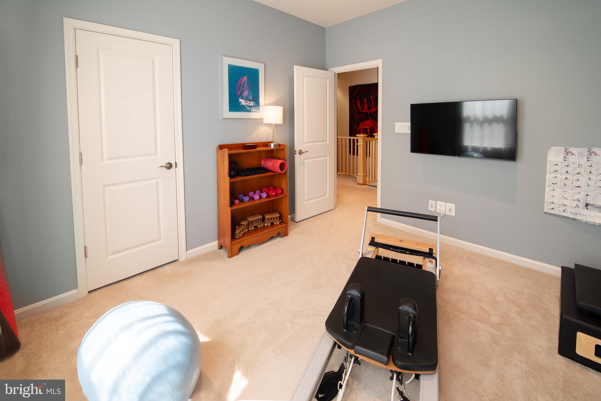 THE BROWNSTONES AT BRAMBLETON - Residential