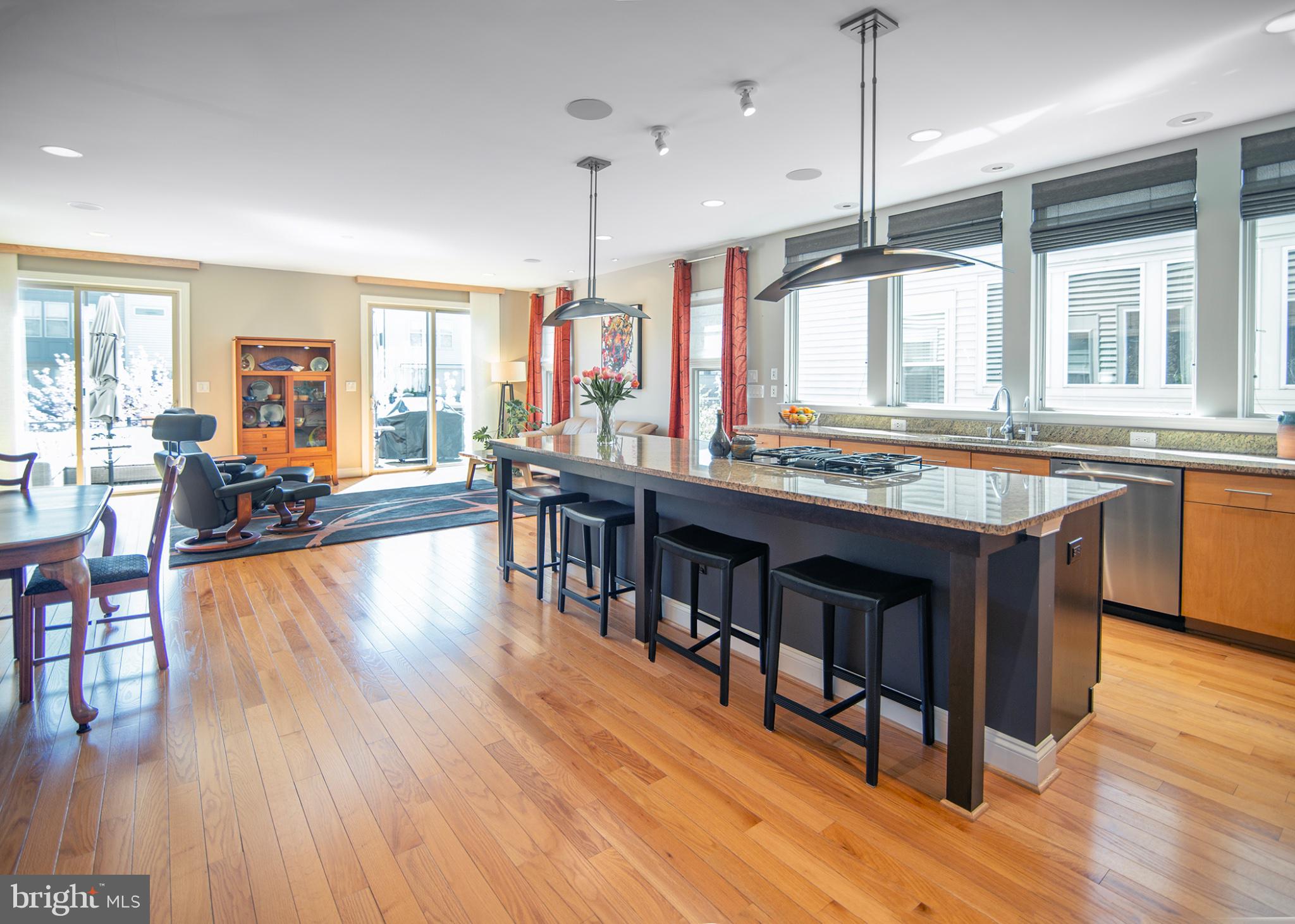 22780 SAGAMORE SQUARE