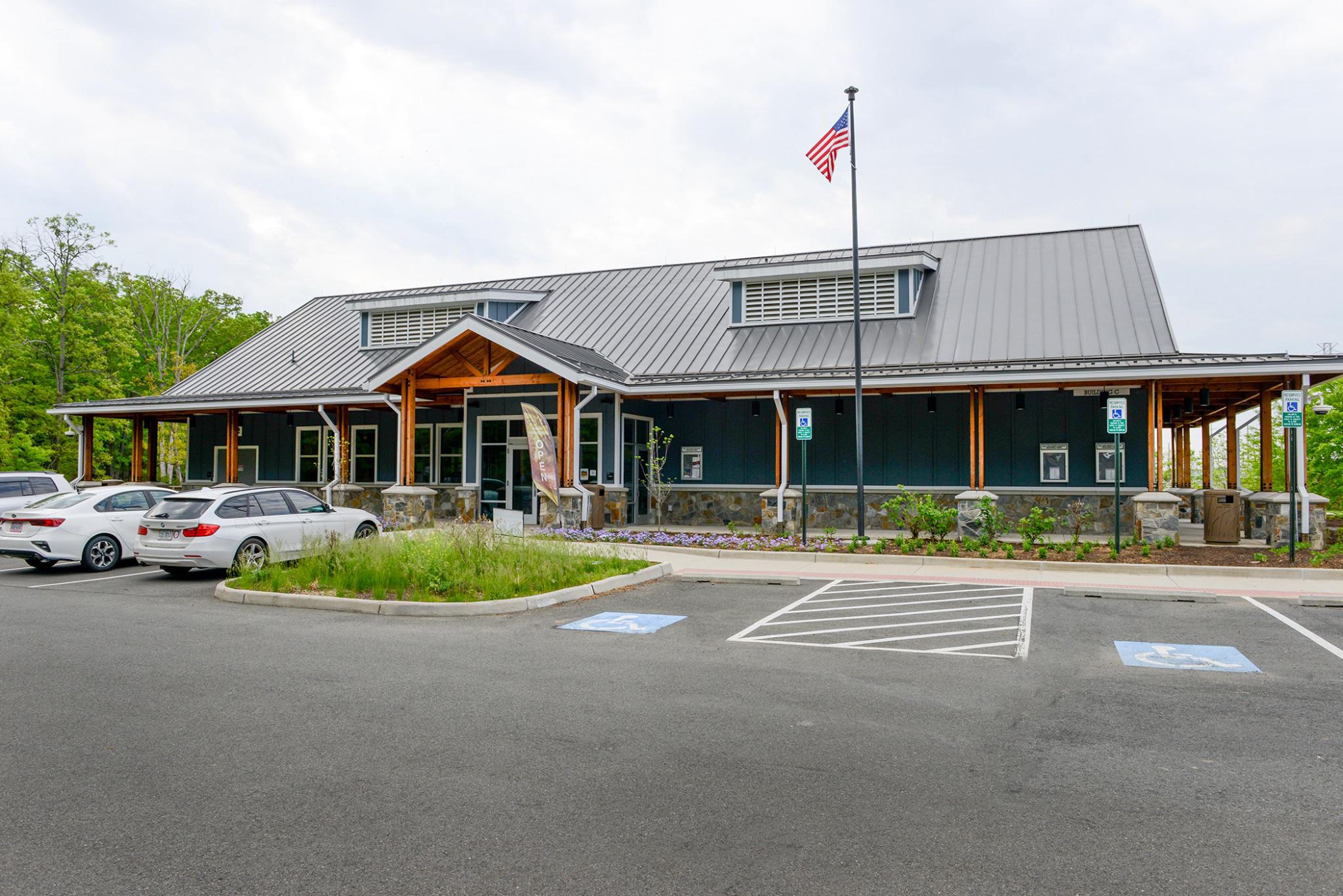 THE BROWNSTONES AT BRAMBLETON - Residential