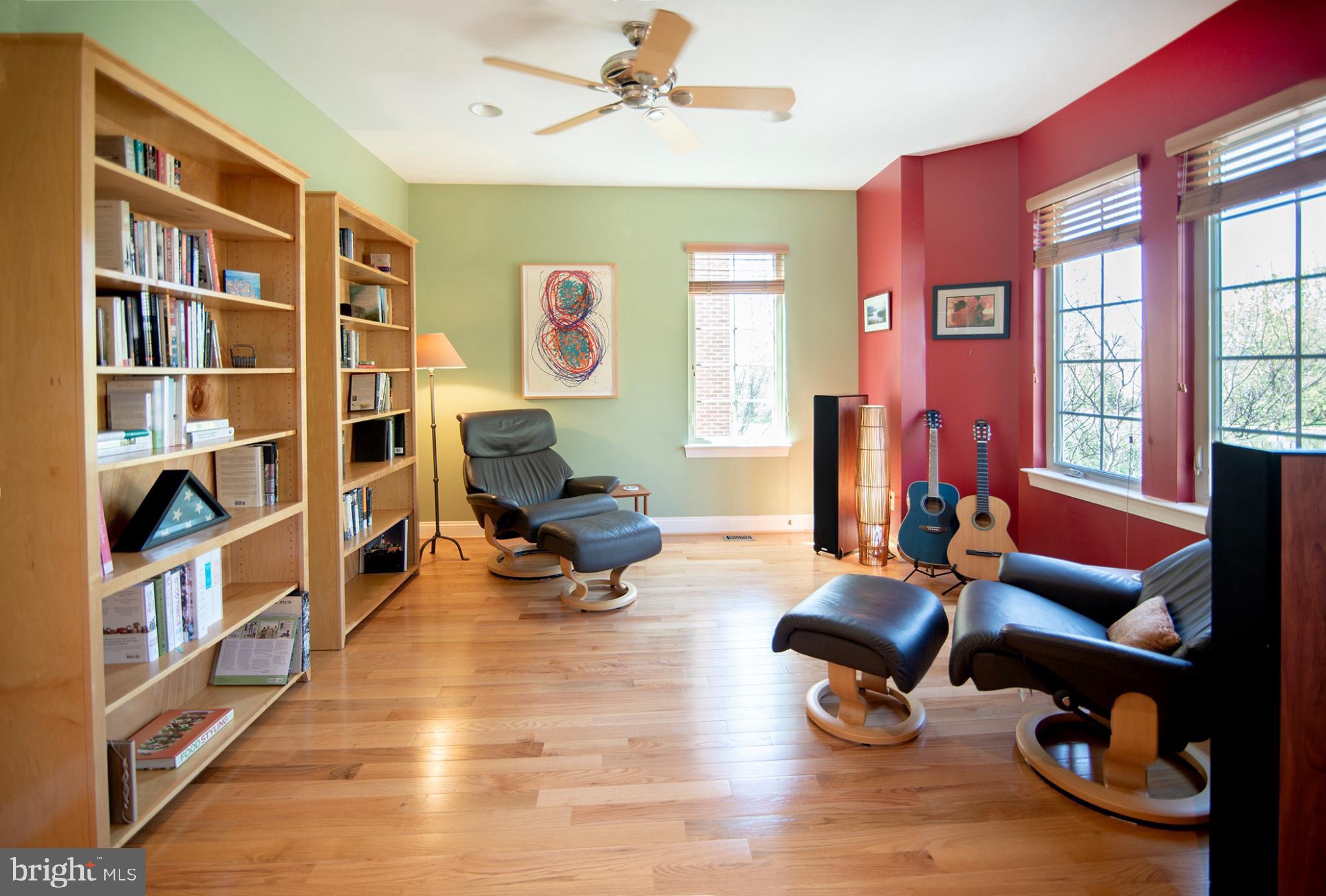 THE BROWNSTONES AT BRAMBLETON - Residential