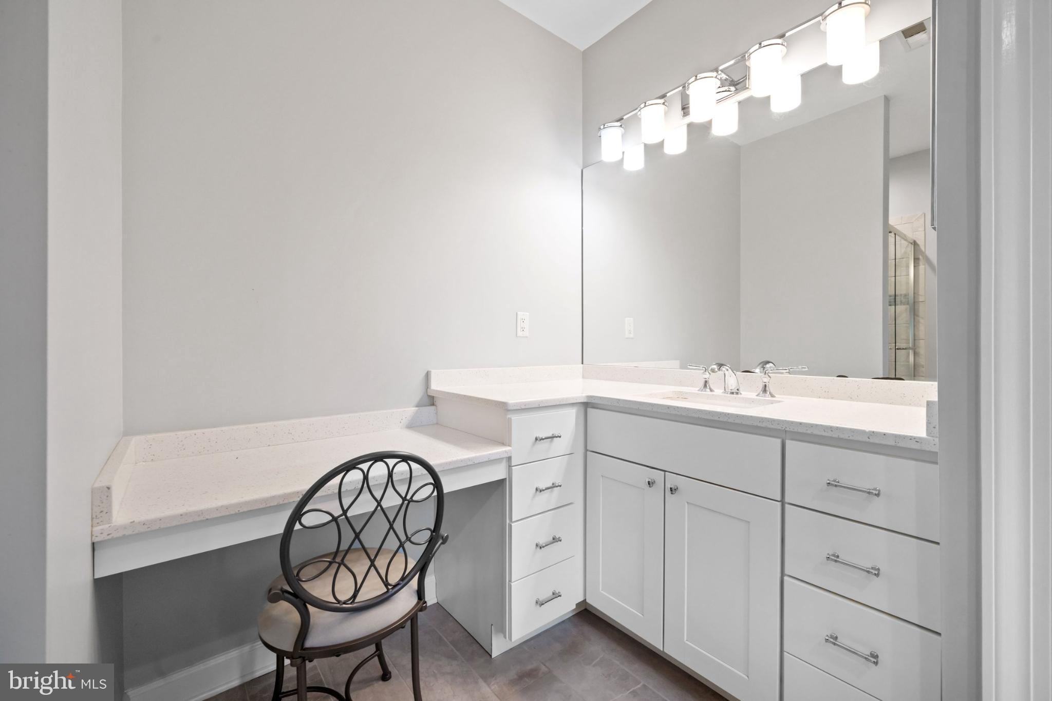 CLOUTIER COURT - Residential