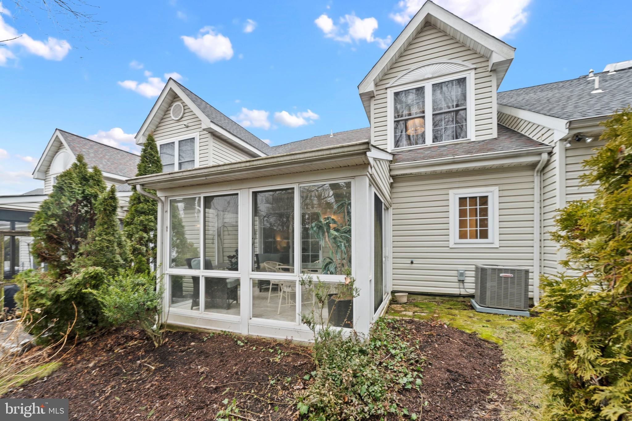 CLOUTIER COURT - Residential