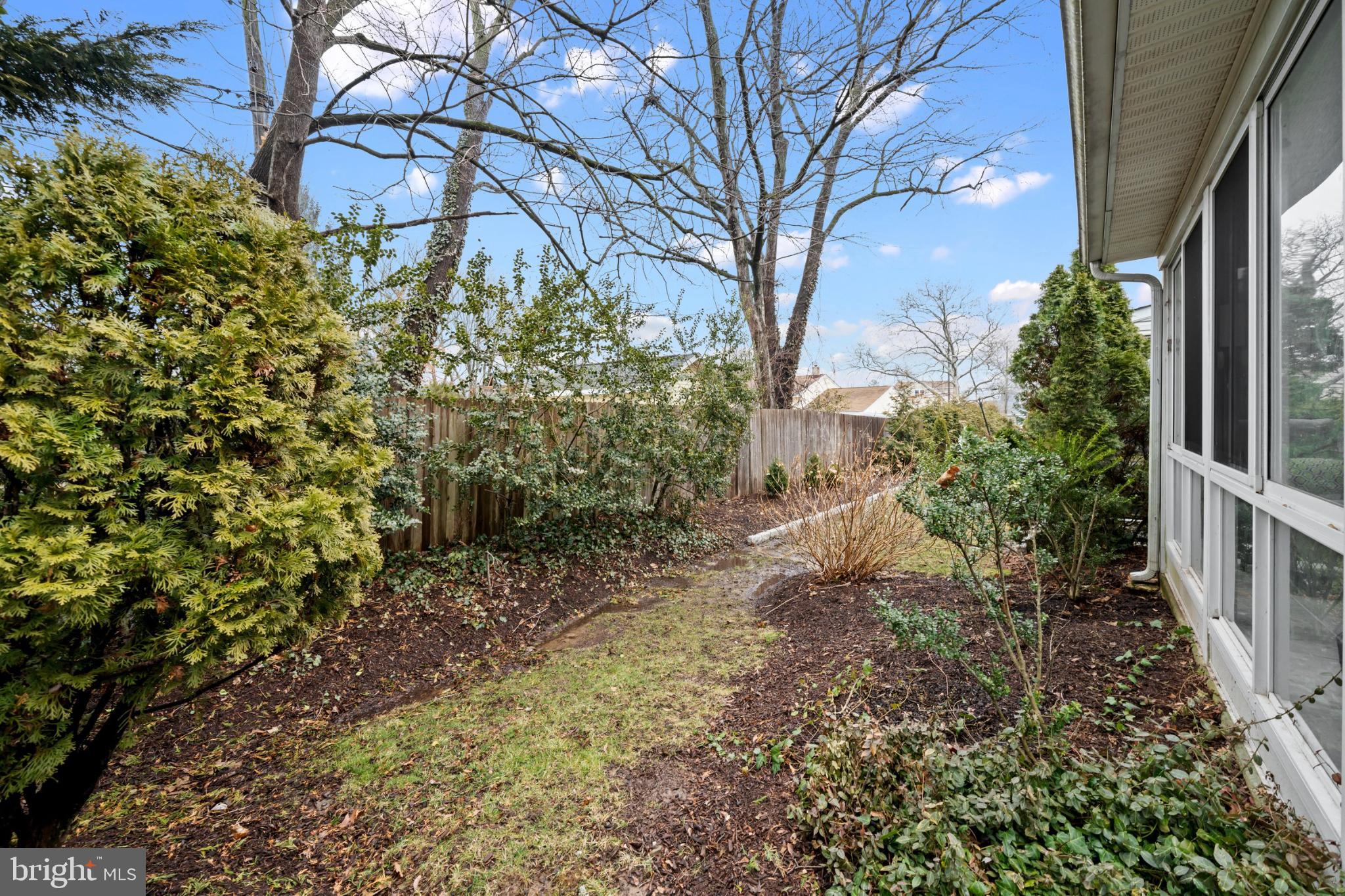 CLOUTIER COURT - Residential