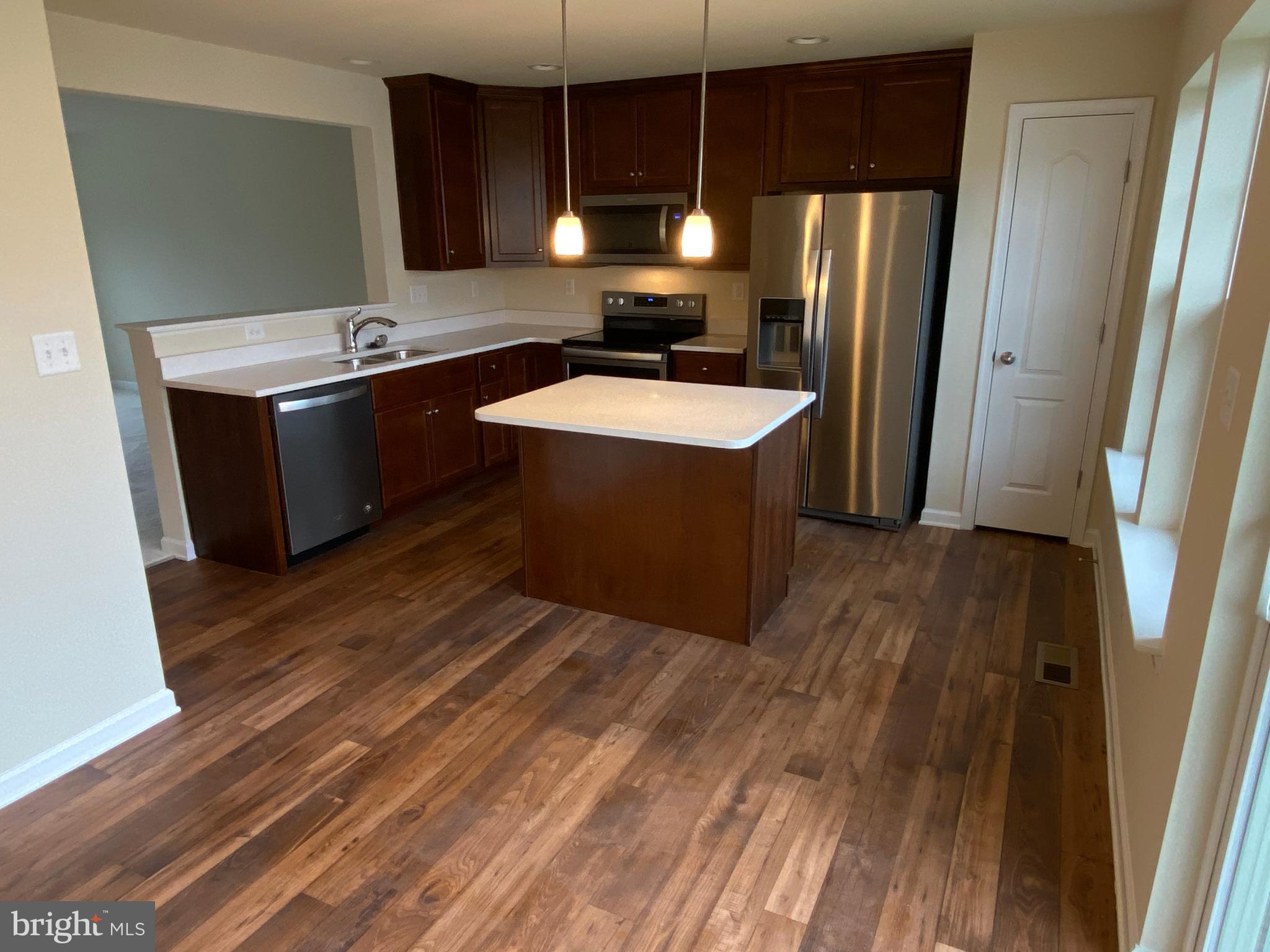 STONEBROOK VILLAGE - Residential