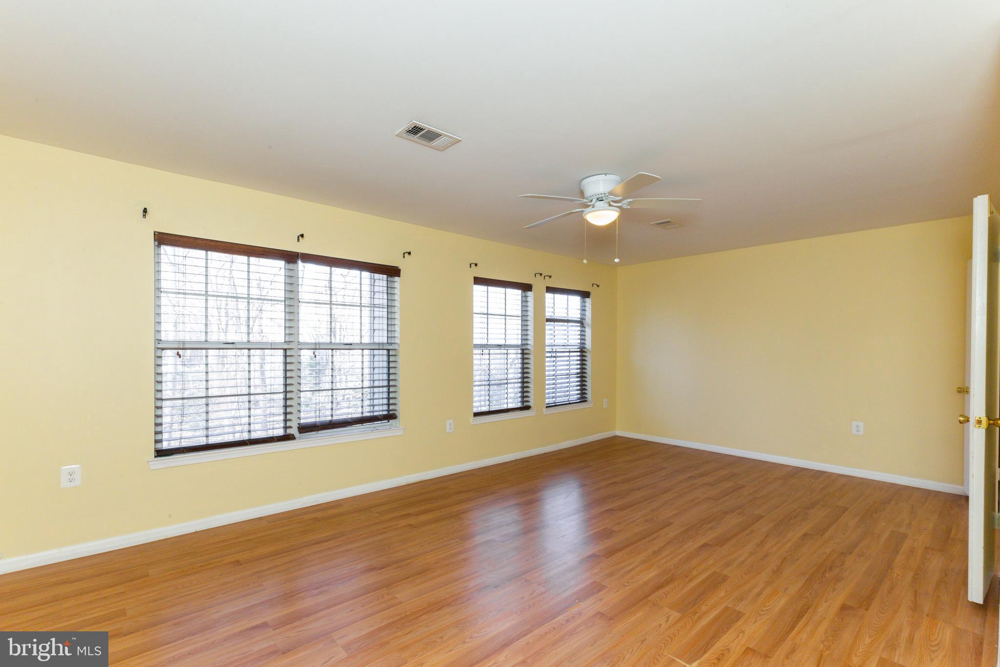 LAKE RIDGE - Residential Lease