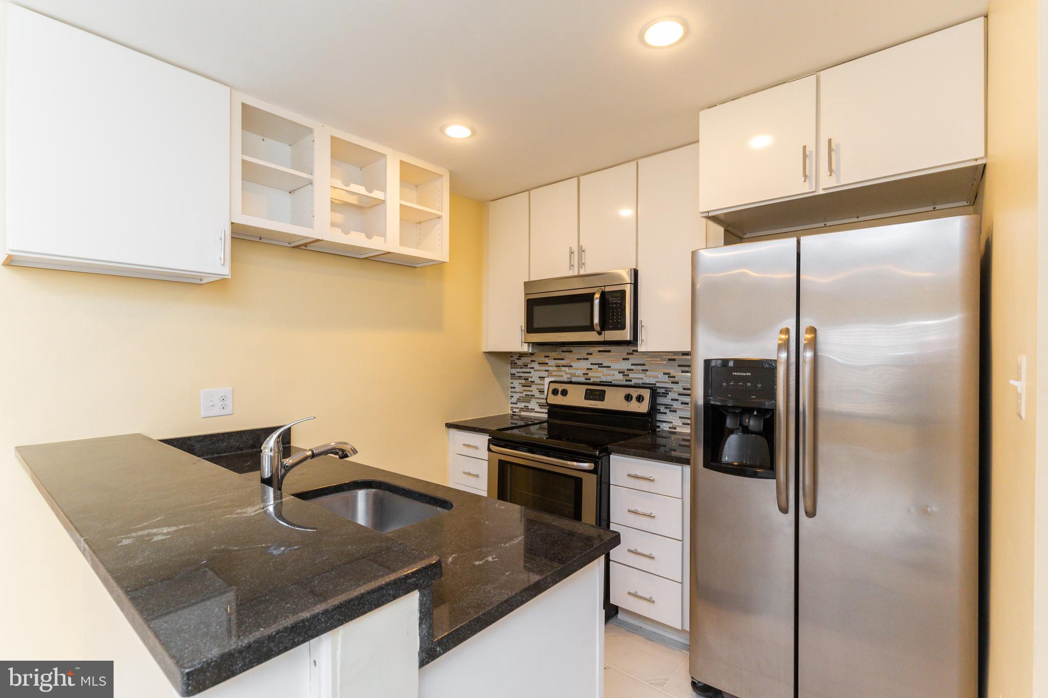 LAKE RIDGE - Residential Lease