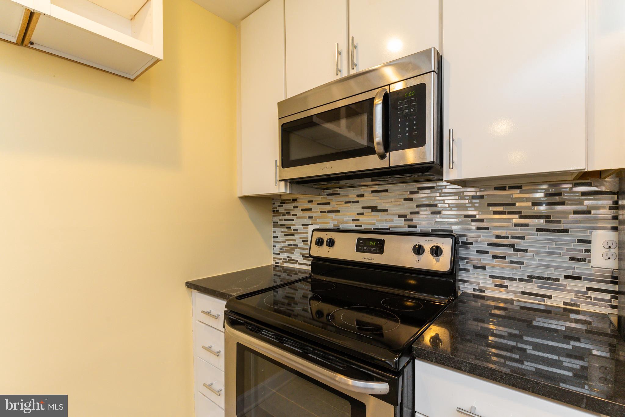 LAKE RIDGE - Residential Lease