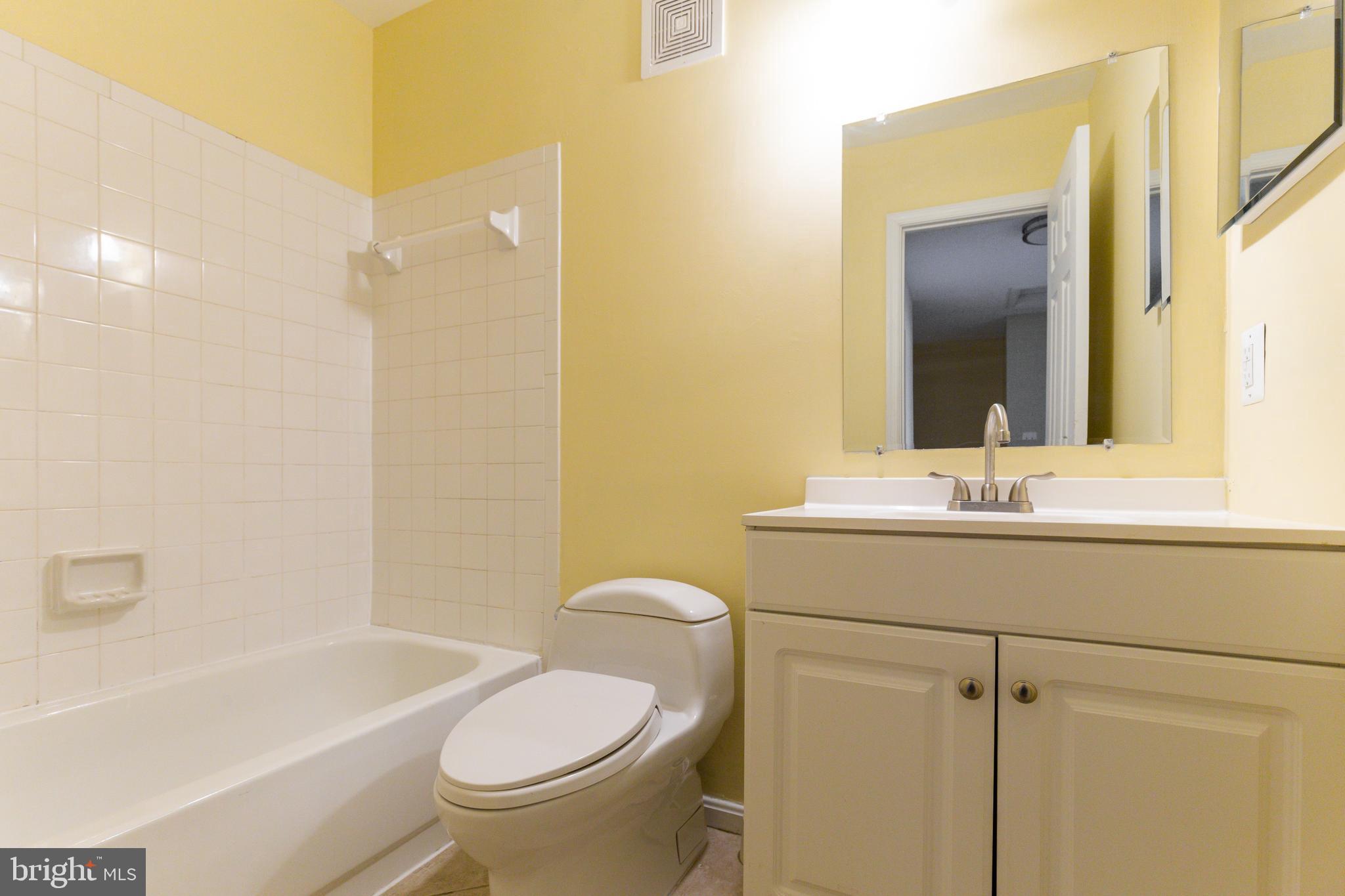 LAKE RIDGE - Residential Lease