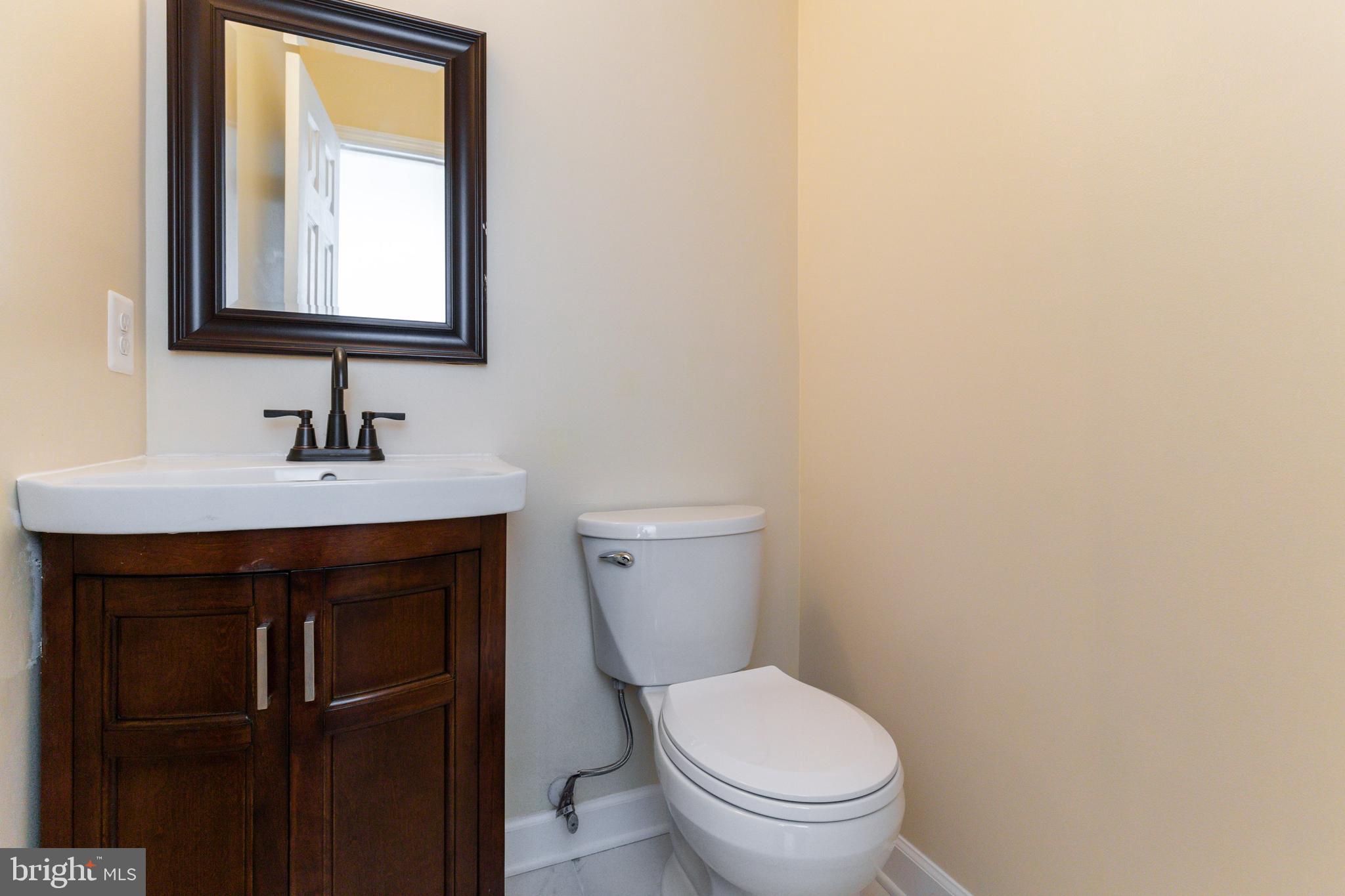 LAKE RIDGE - Residential Lease