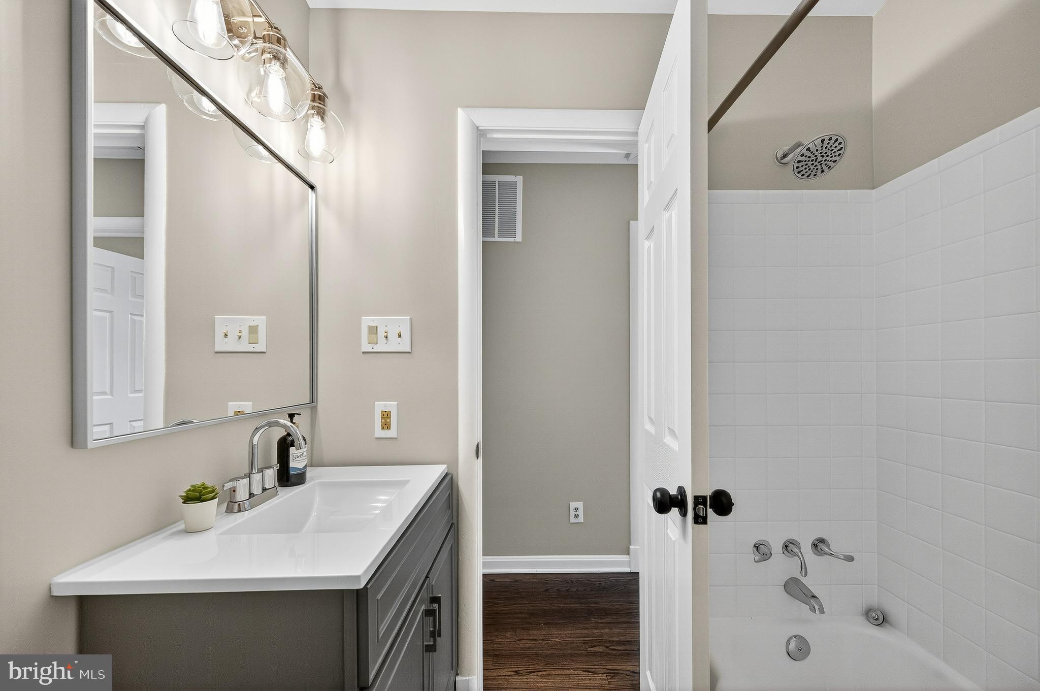 WESTWOOD PARK - Residential