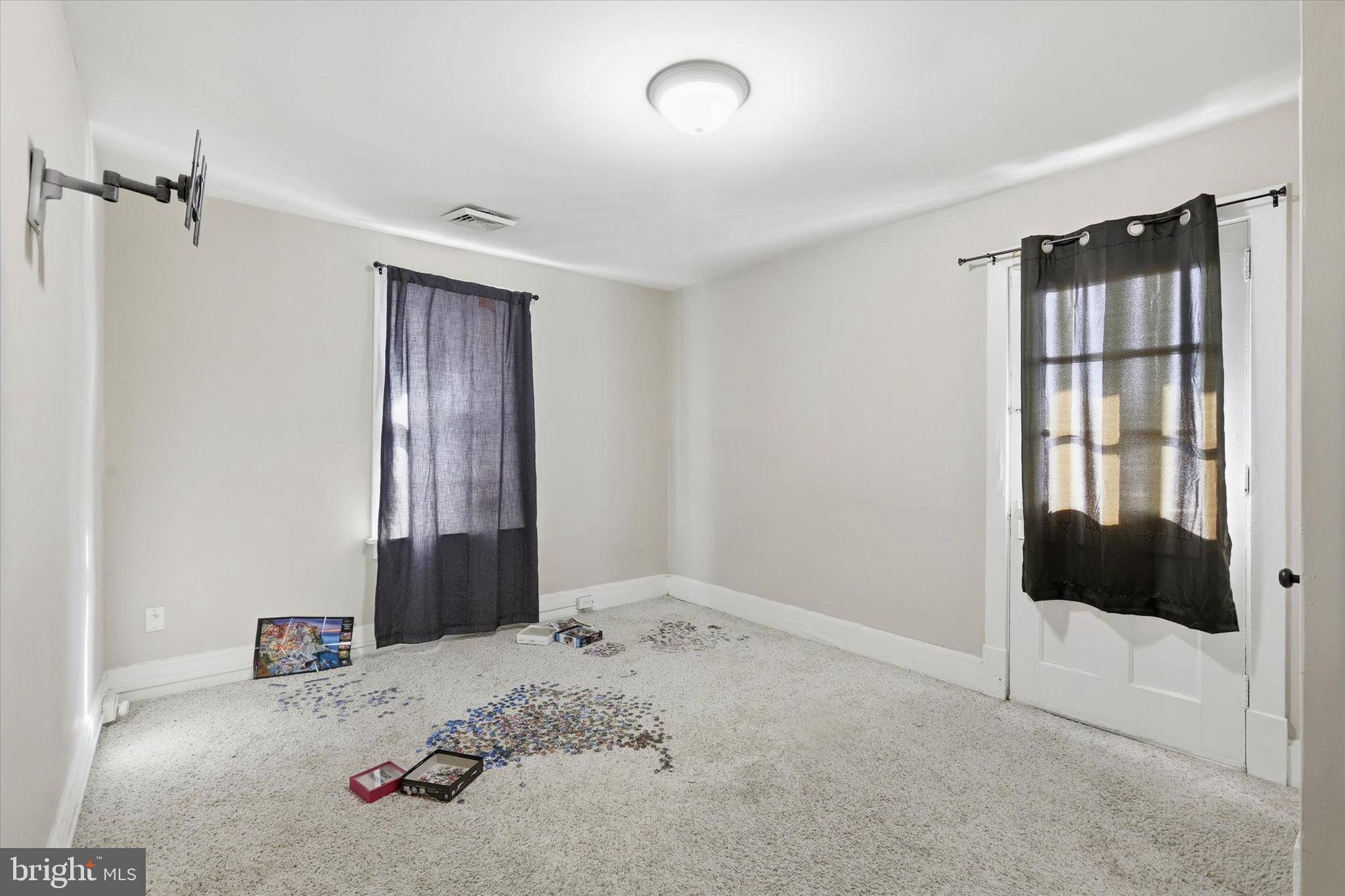 HARRISBURG CITY - Residential