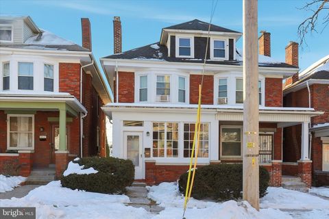 1815 HOLLY STREET HARRISBURG PA 17104