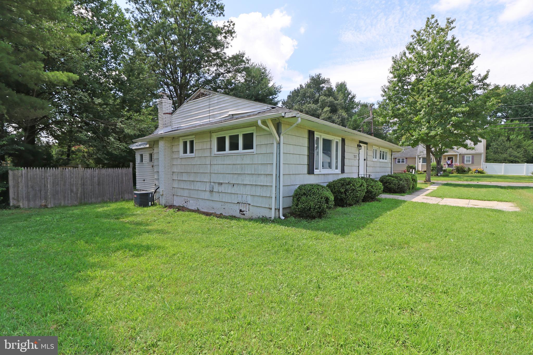 707 BEECHWOOD AVENUE
