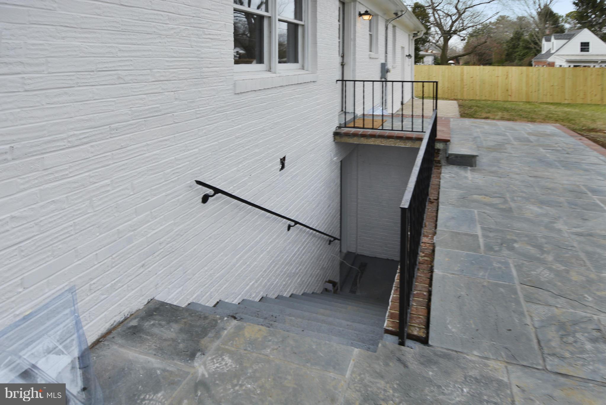 COLLINGWOOD MANOR - Residential