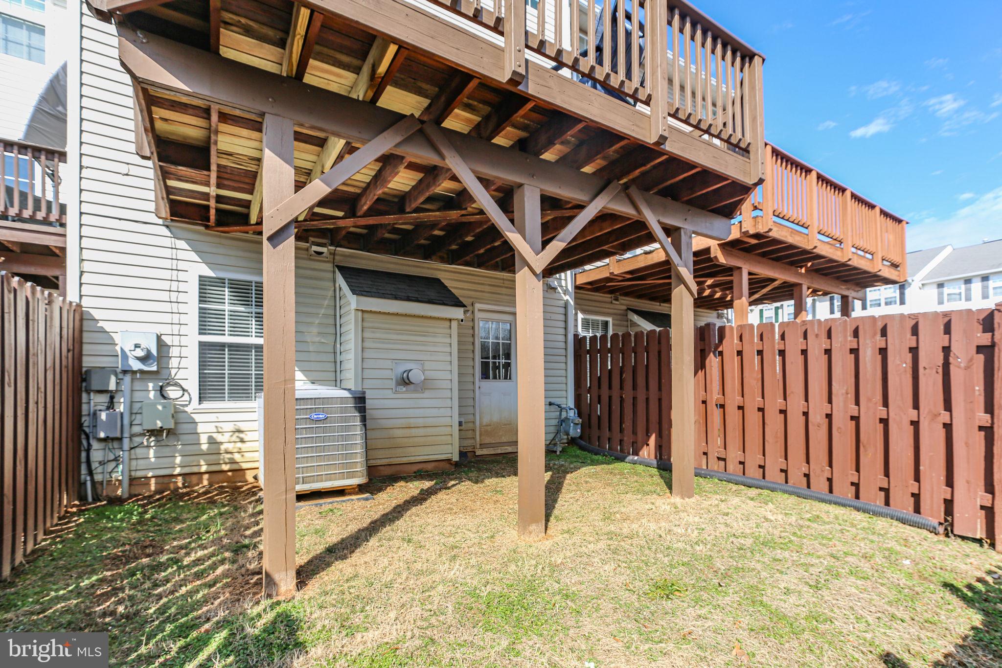 SALEM FIELDS - Residential