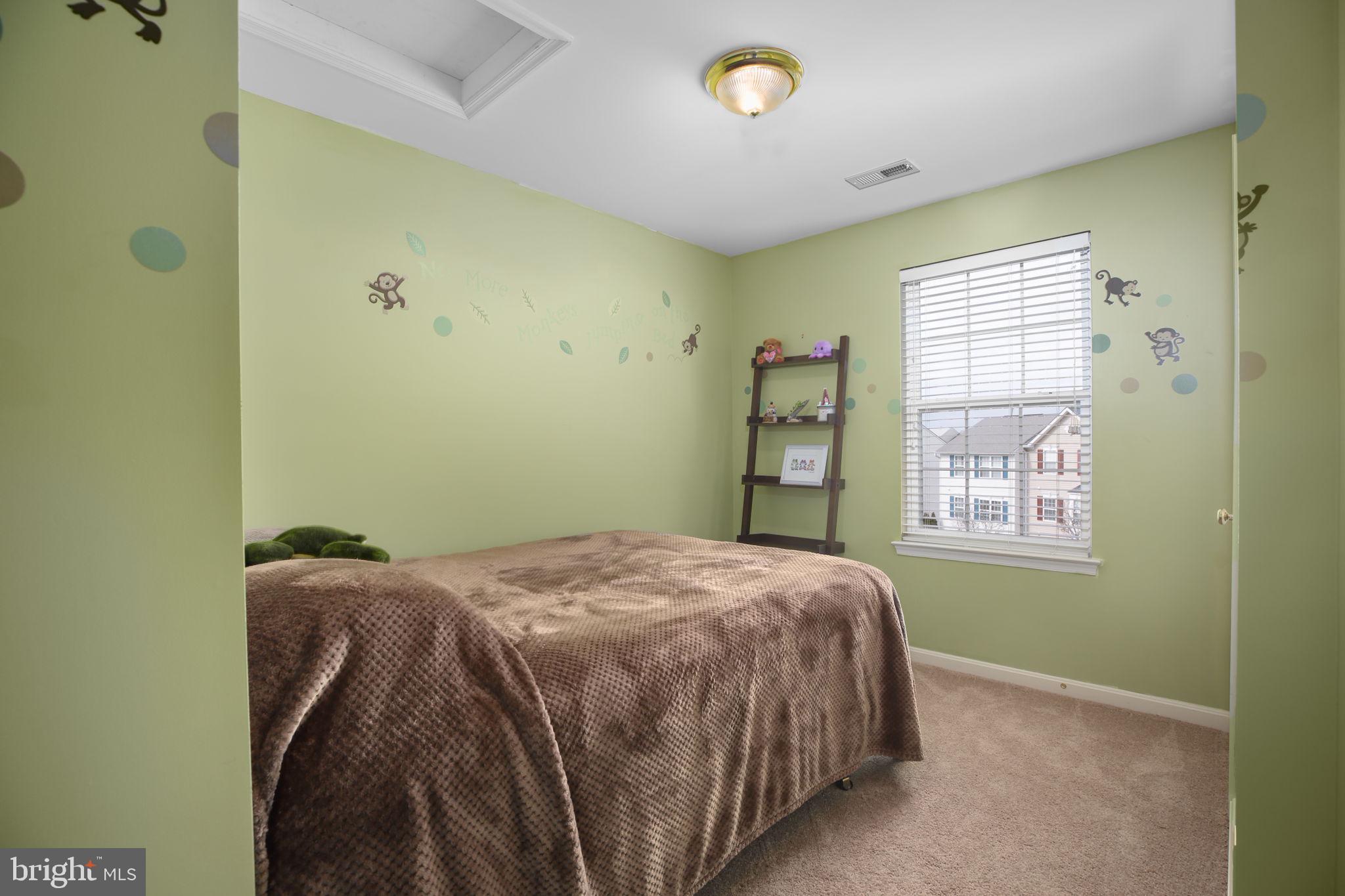 SALEM FIELDS - Residential