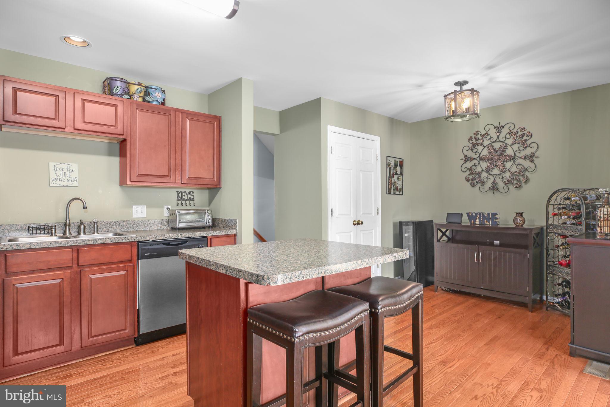 SALEM FIELDS - Residential