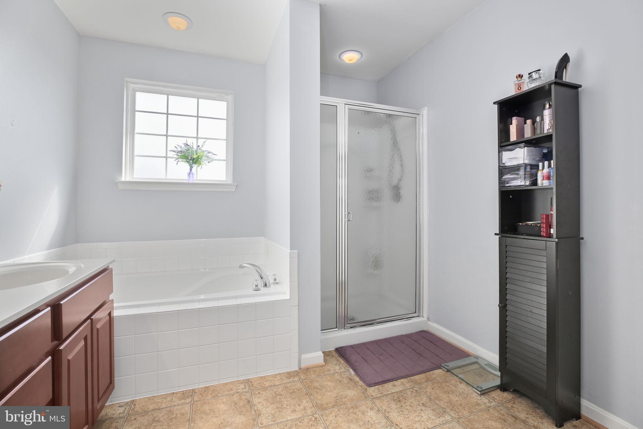 SALEM FIELDS - Residential